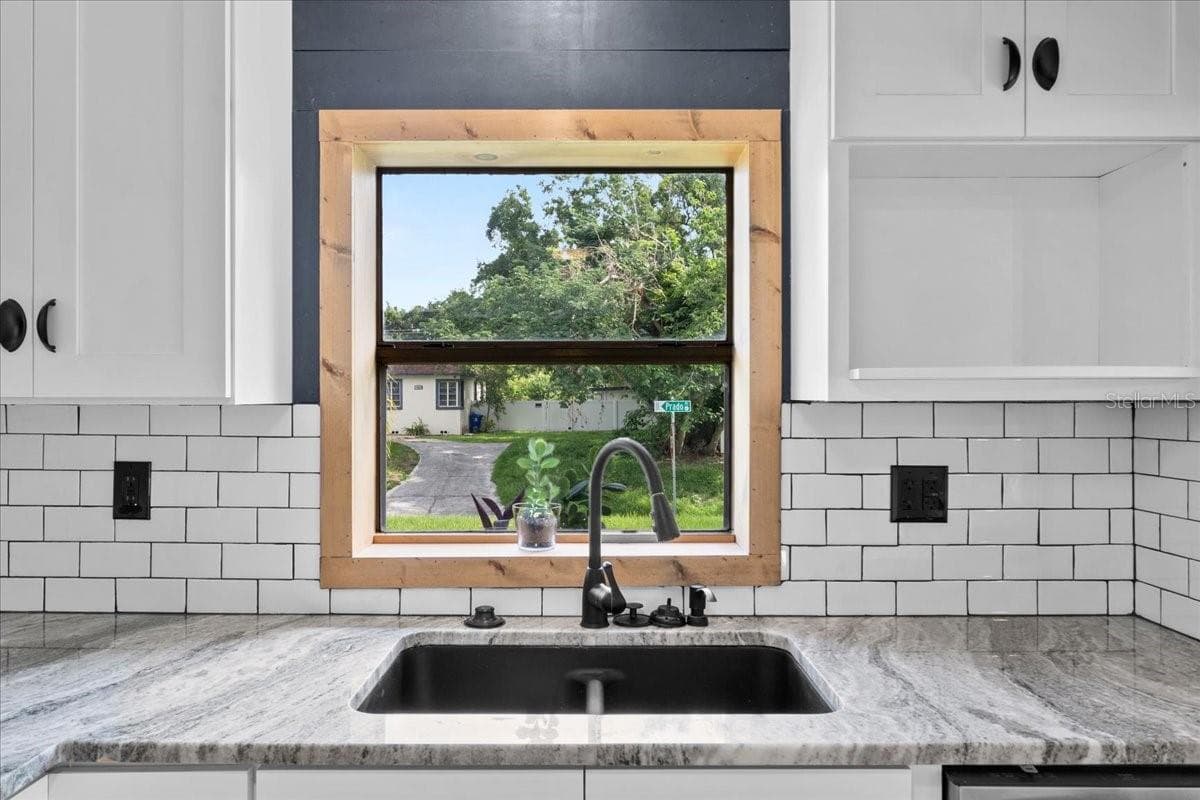 Kitchen - 504 PRADO PL, LAKELAND