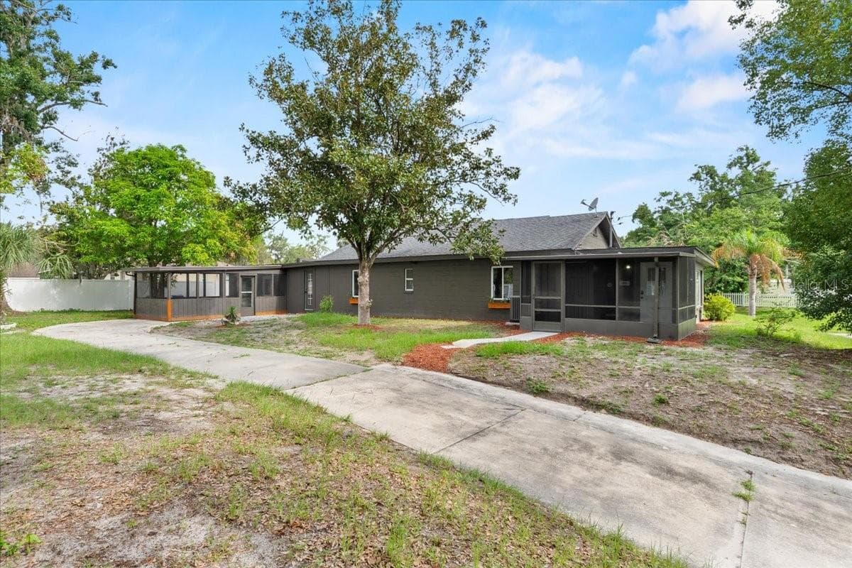 Backyard - 504 PRADO PL, LAKELAND