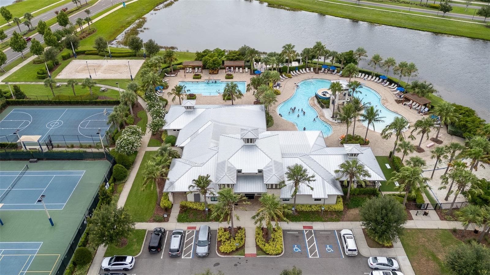 Single Family Residence at 5528 SUMMER SUNSET DR, APOLLO BEACH, photo 10 of 41