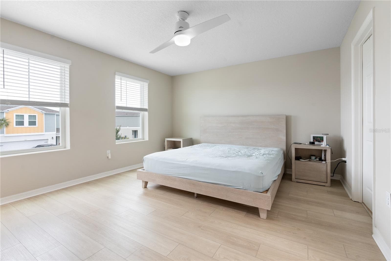 Single Family Residence at 5528 SUMMER SUNSET DR, APOLLO BEACH, photo 20 of 41