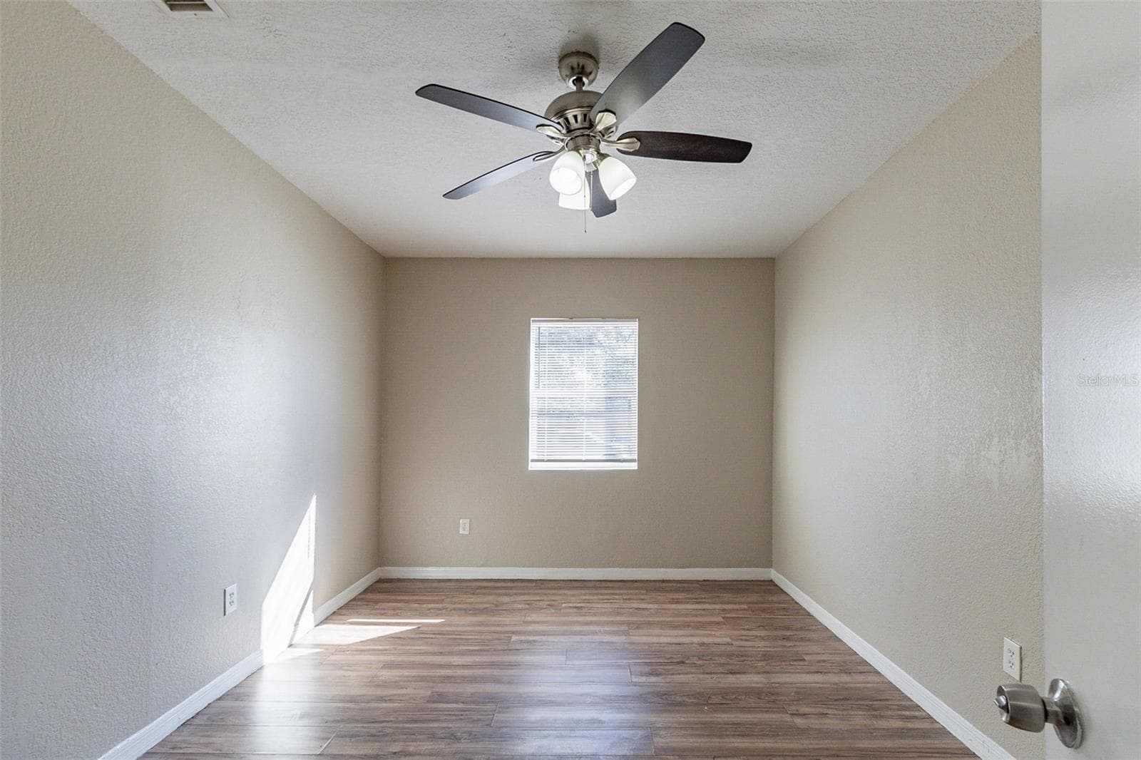 Single Family Residence at 4933 BALBOA DR, ORLANDO, photo 11 of 30