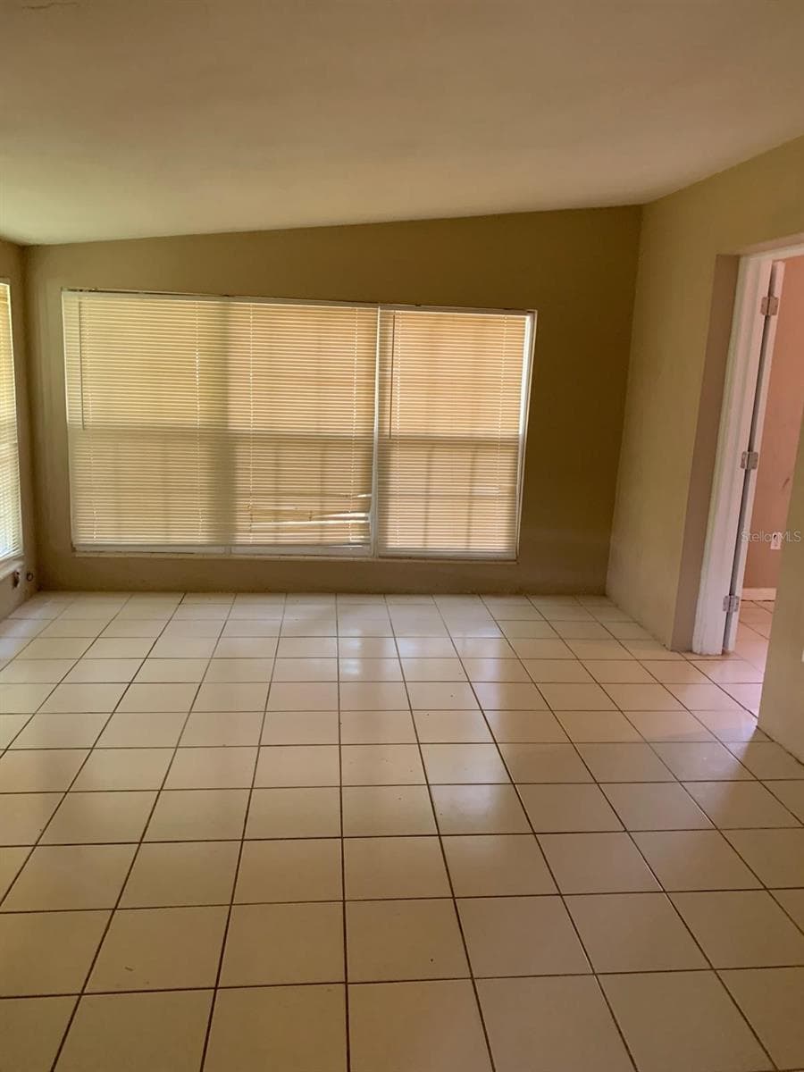 Duplex at 21266 COULTON AVE, PORT CHARLOTTE, photo 8 of 14