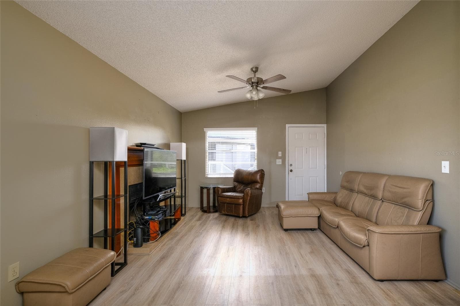 Condominium at 3539 59TH AVE W #3539, BRADENTON, photo 13 of 39