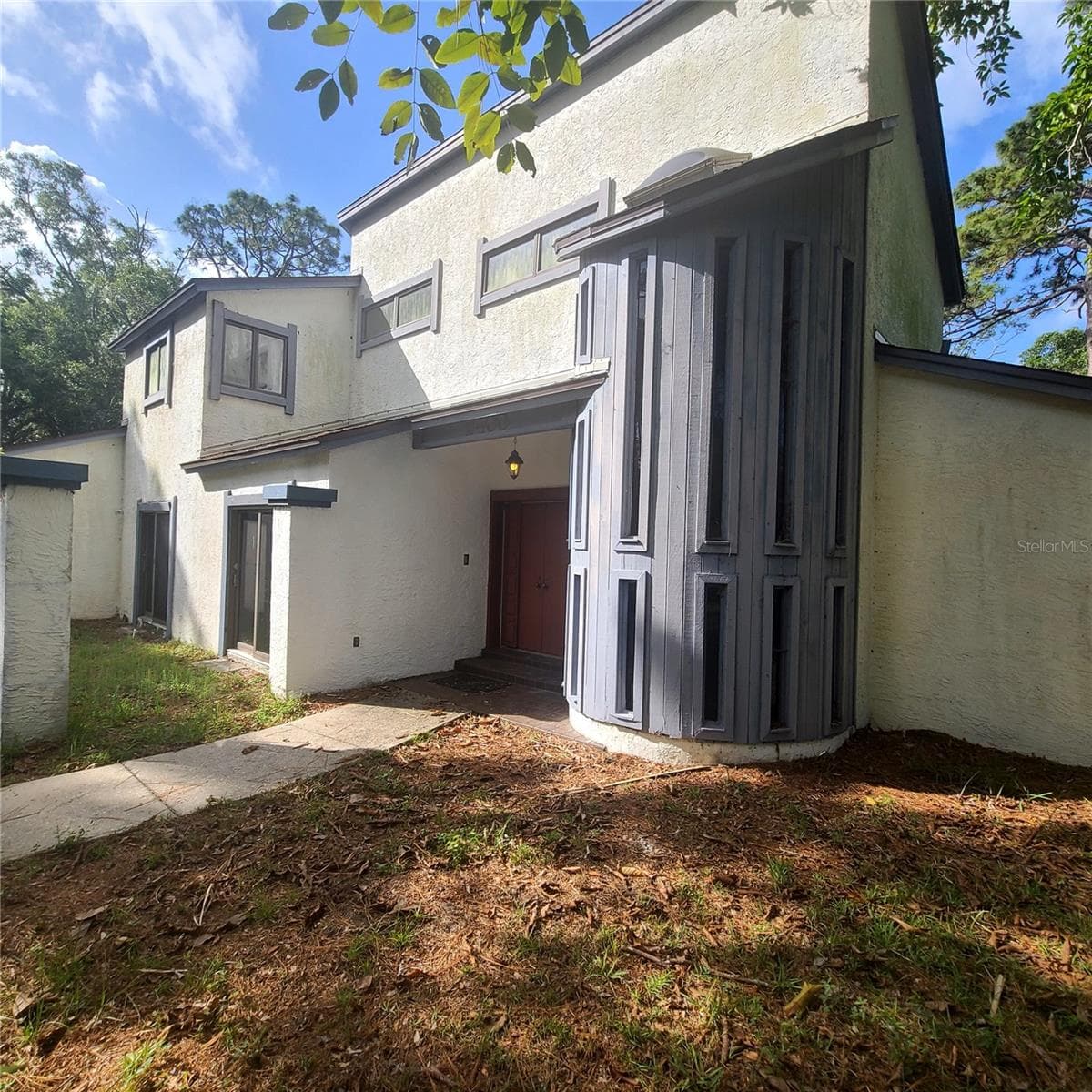 Single Family Residence at 2400 PINE HAMMOCK, CLEARWATER, photo 4 of 10