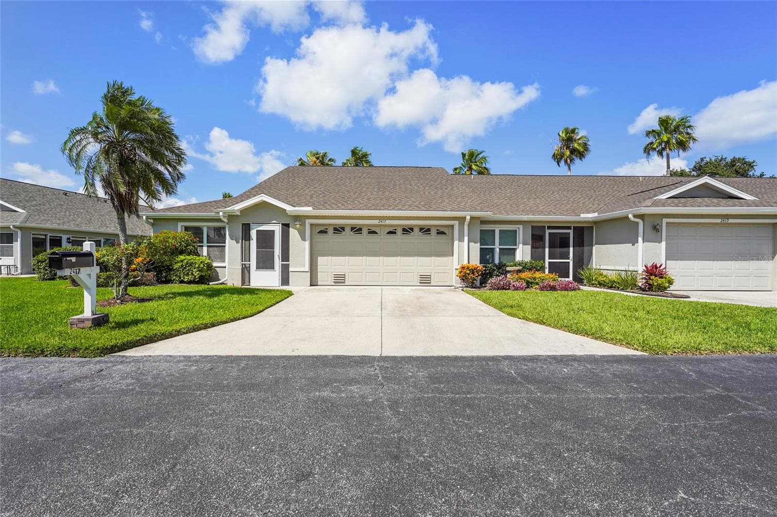 2417 FAIRWAY OAKS DR #22