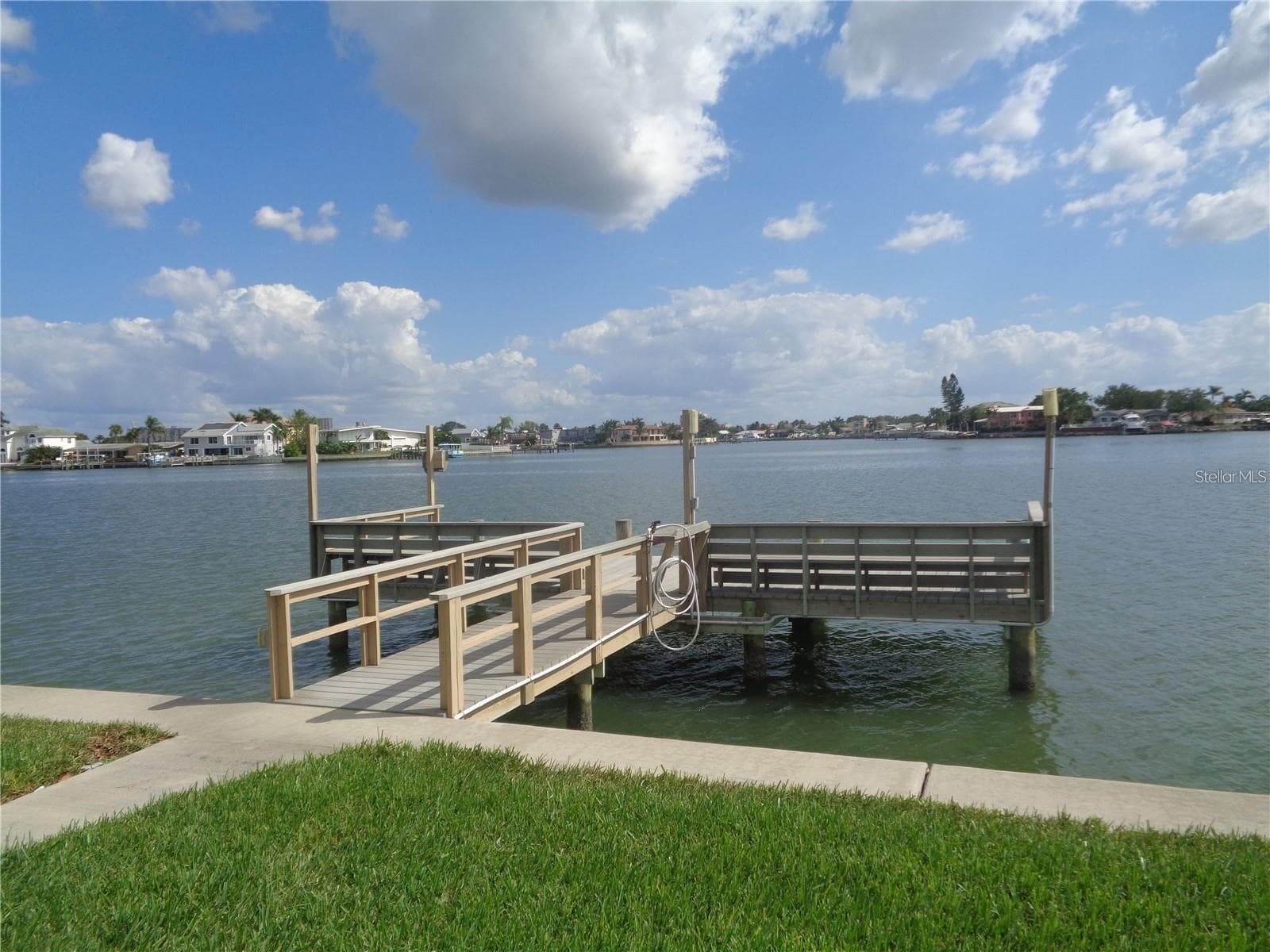 On-Site Fishing Pier - 459 HAVEN POINT DR, TREASURE ISLAND