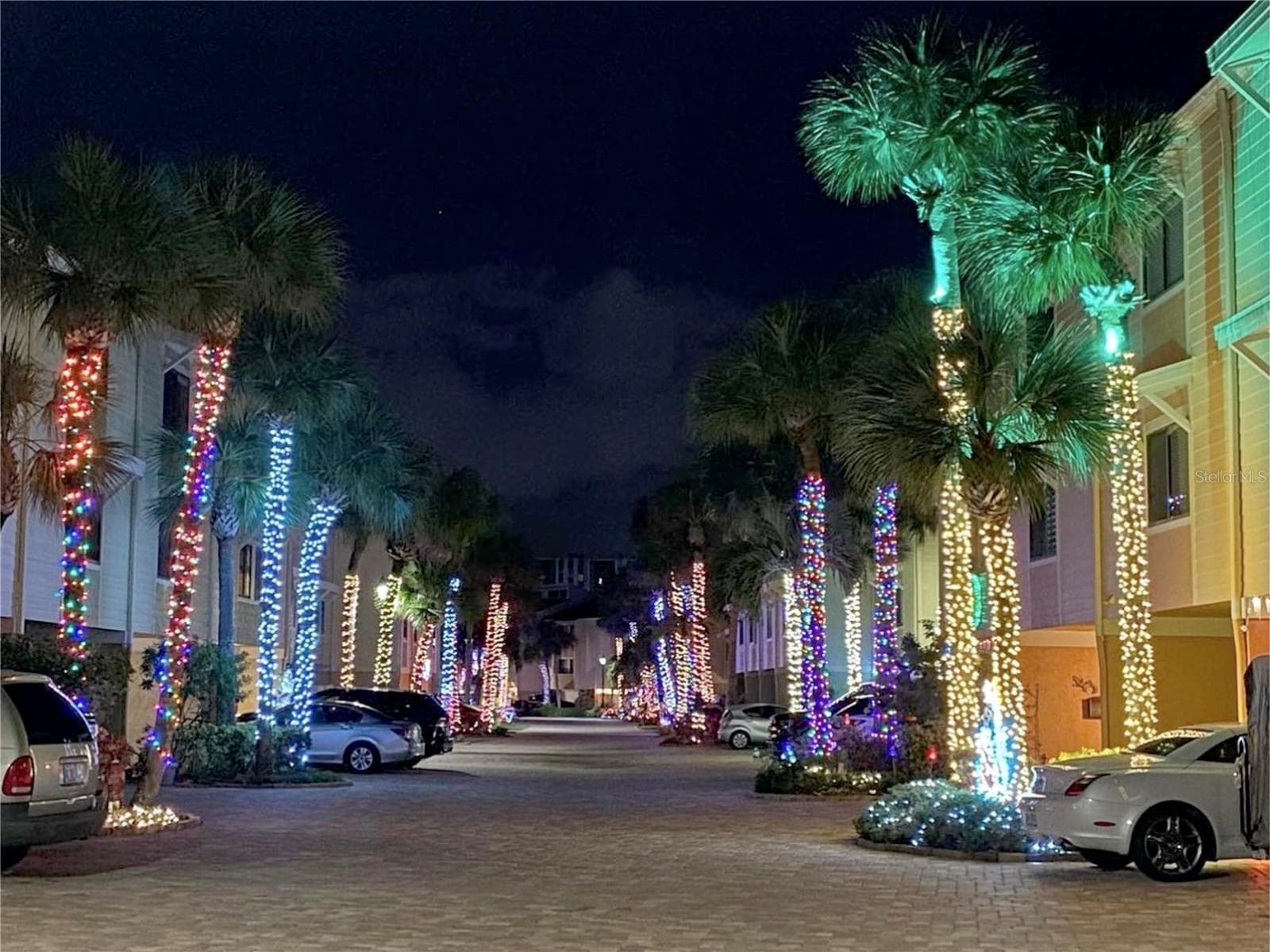 Village of Paradise Island Holidays - 459 HAVEN POINT DR, TREASURE ISLAND