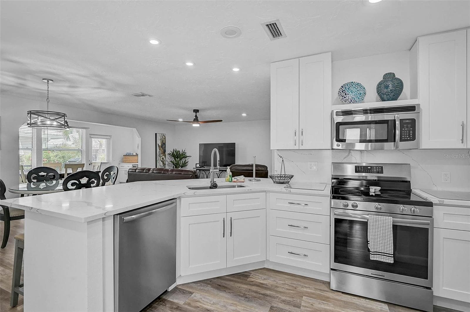 Villa at 6308 MIDNIGHT PASS RD #6, SARASOTA, photo 26 of 53