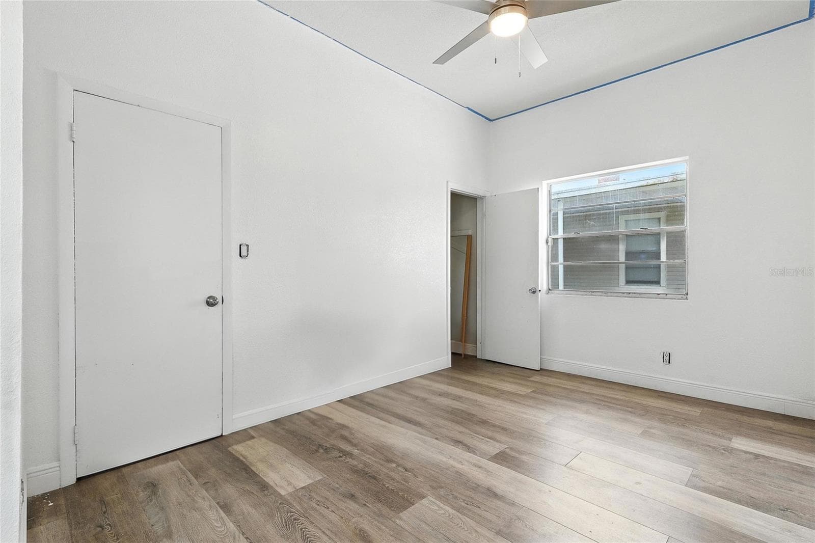 3RD BEDROOM IN THE REAR - 7012 N HUBERT AVE, TAMPA