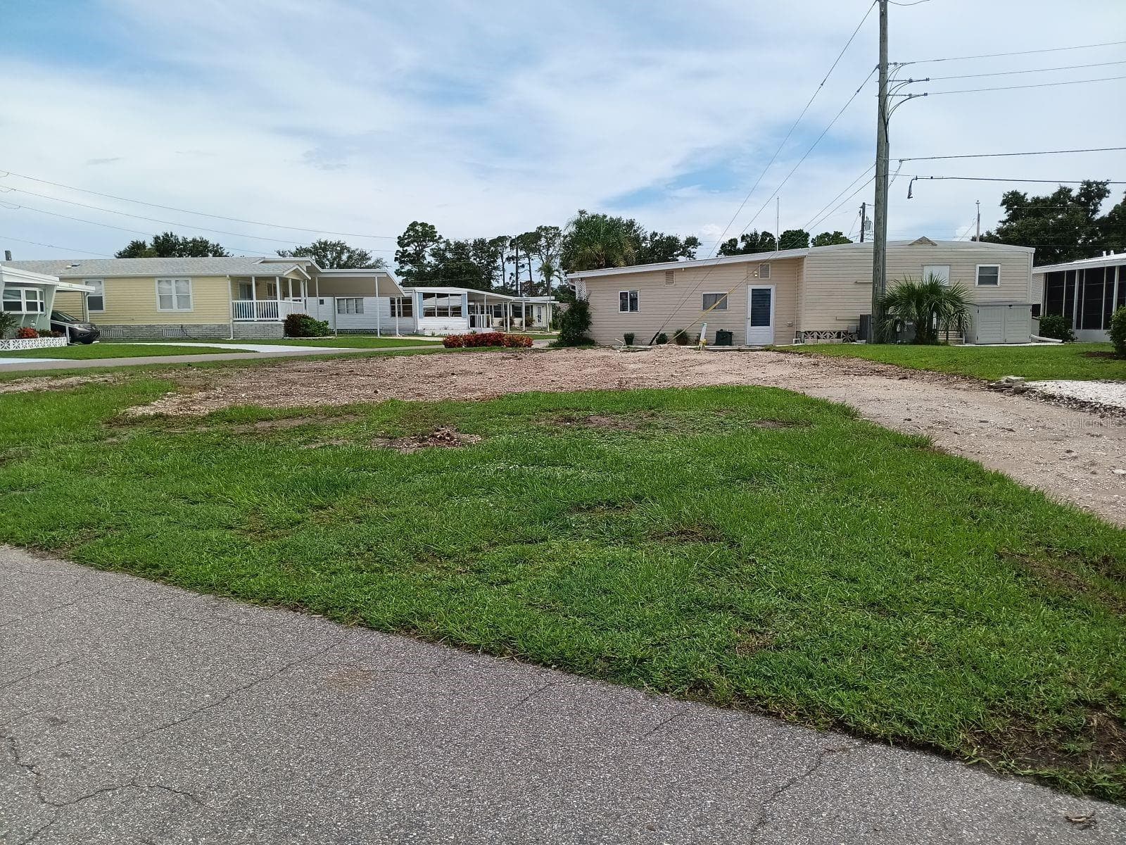 Land at 825 CAREFREE, VENICE, photo 2 of 6