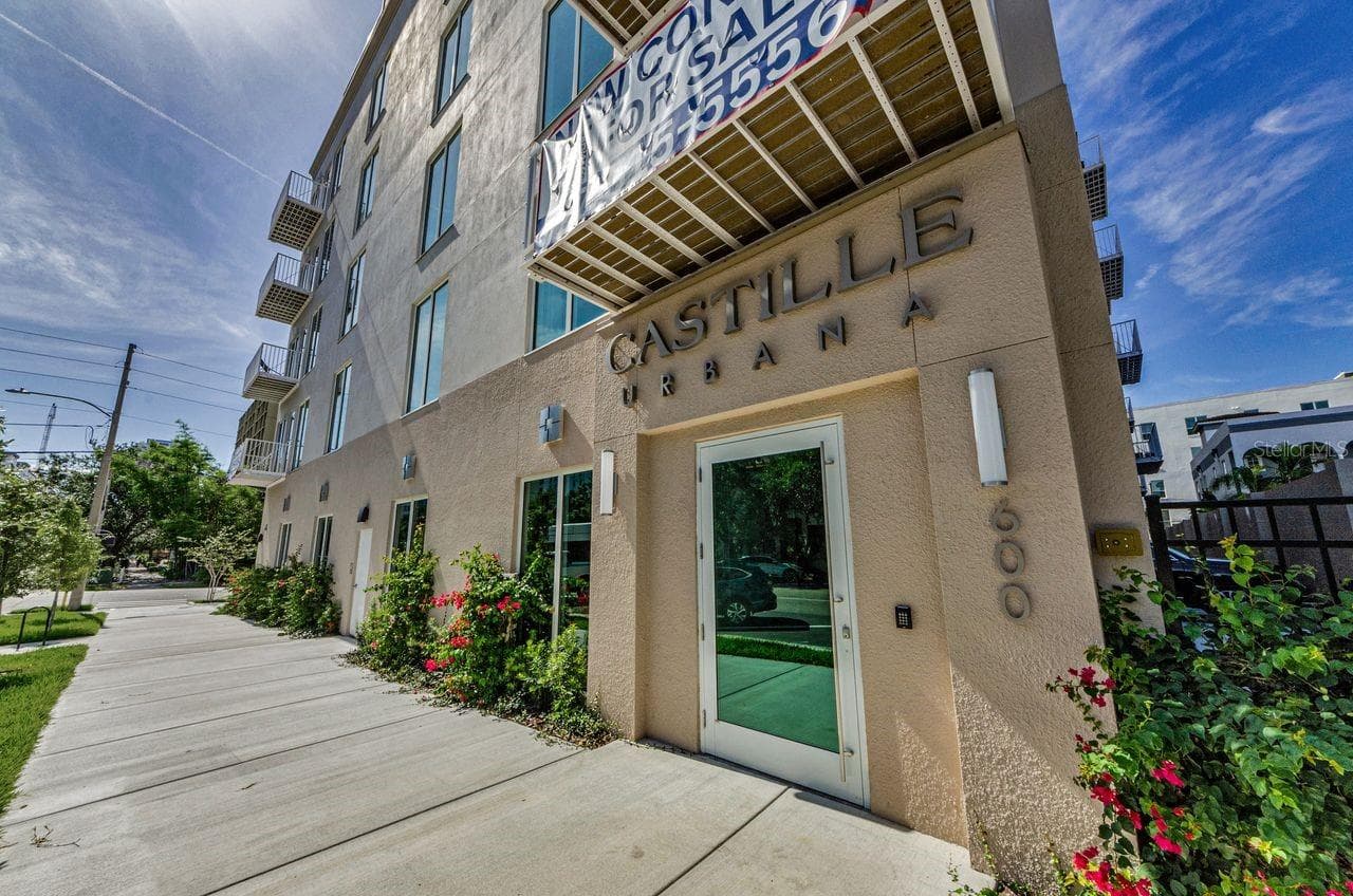 Condominium at 600 3RD AVE S #301, ST PETERSBURG, photo 5 of 61
