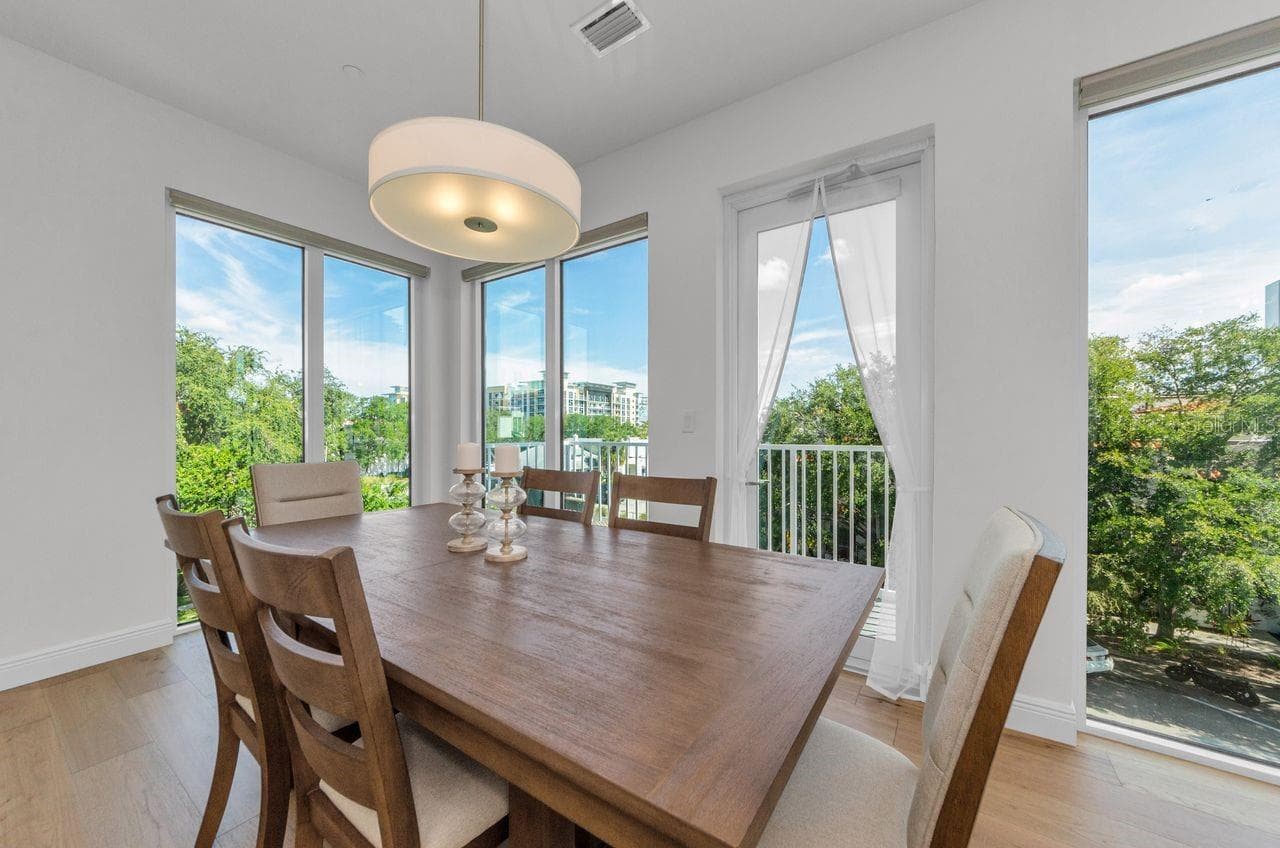 Condominium at 600 3RD AVE S #301, ST PETERSBURG, photo 12 of 61