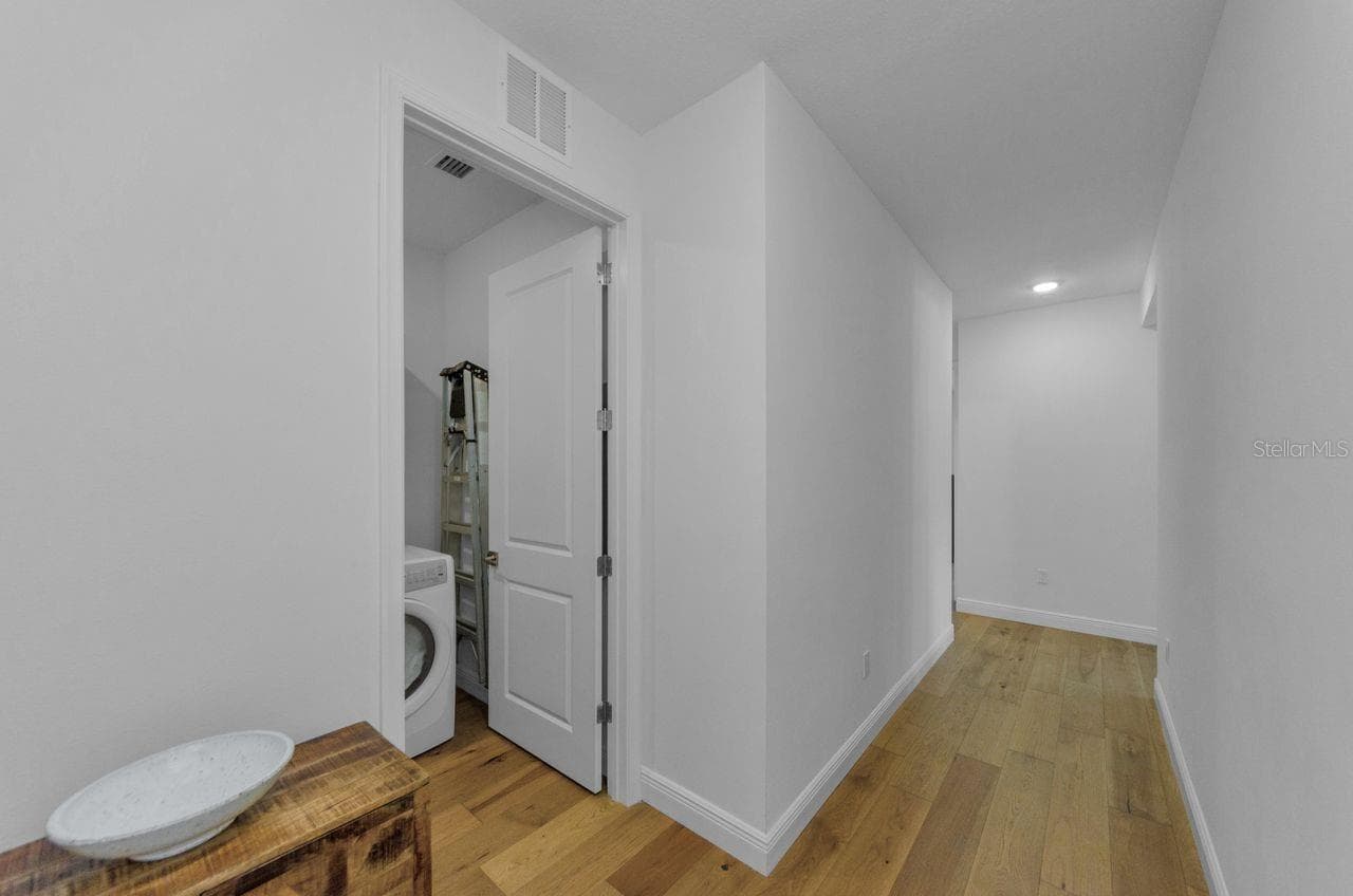 Condominium at 600 3RD AVE S #301, ST PETERSBURG, photo 20 of 61