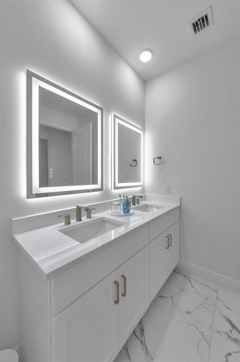 Condominium at 600 3RD AVE S #301, ST PETERSBURG, photo 22 of 61