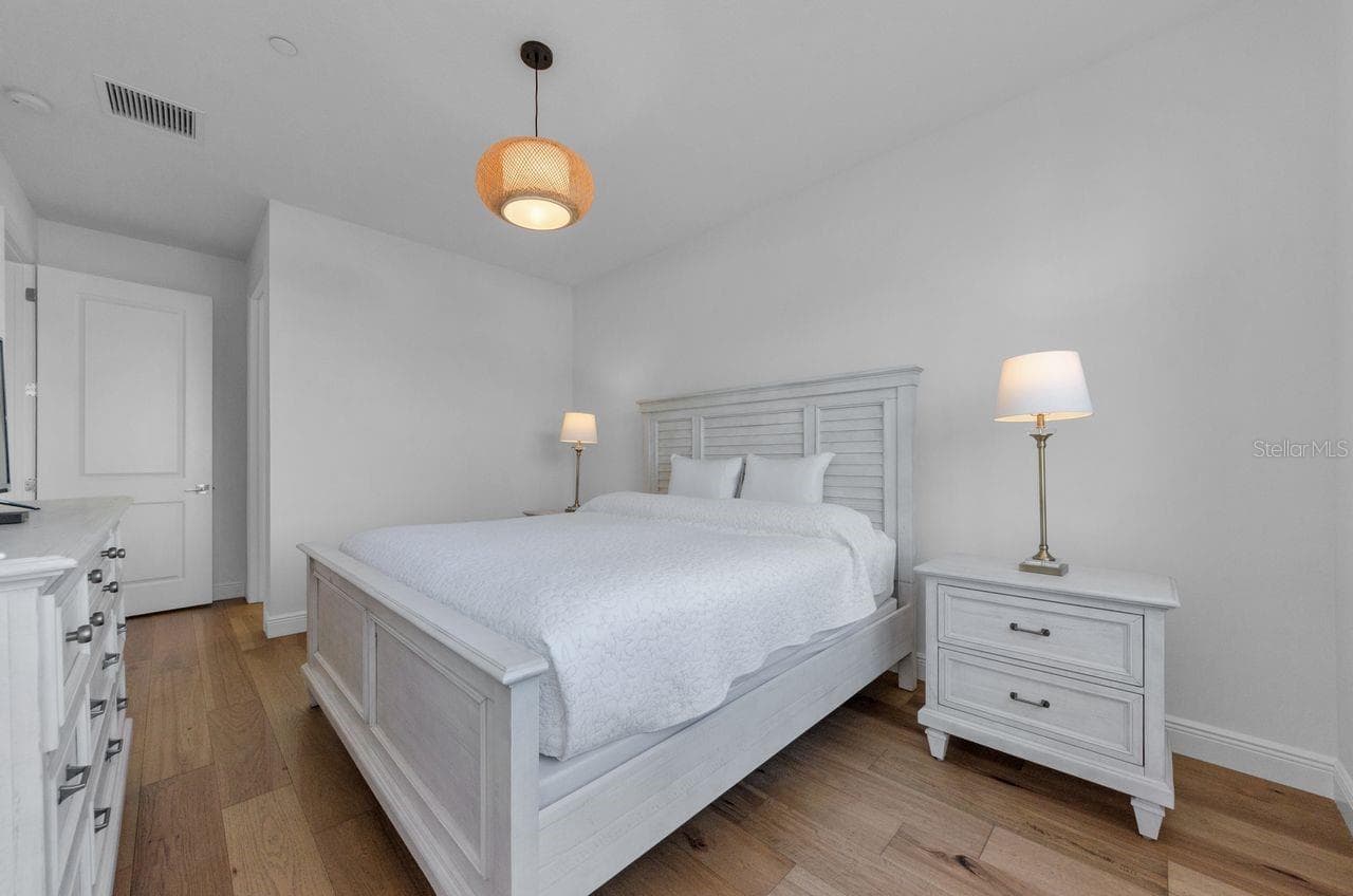 Condominium at 600 3RD AVE S #301, ST PETERSBURG, photo 23 of 61