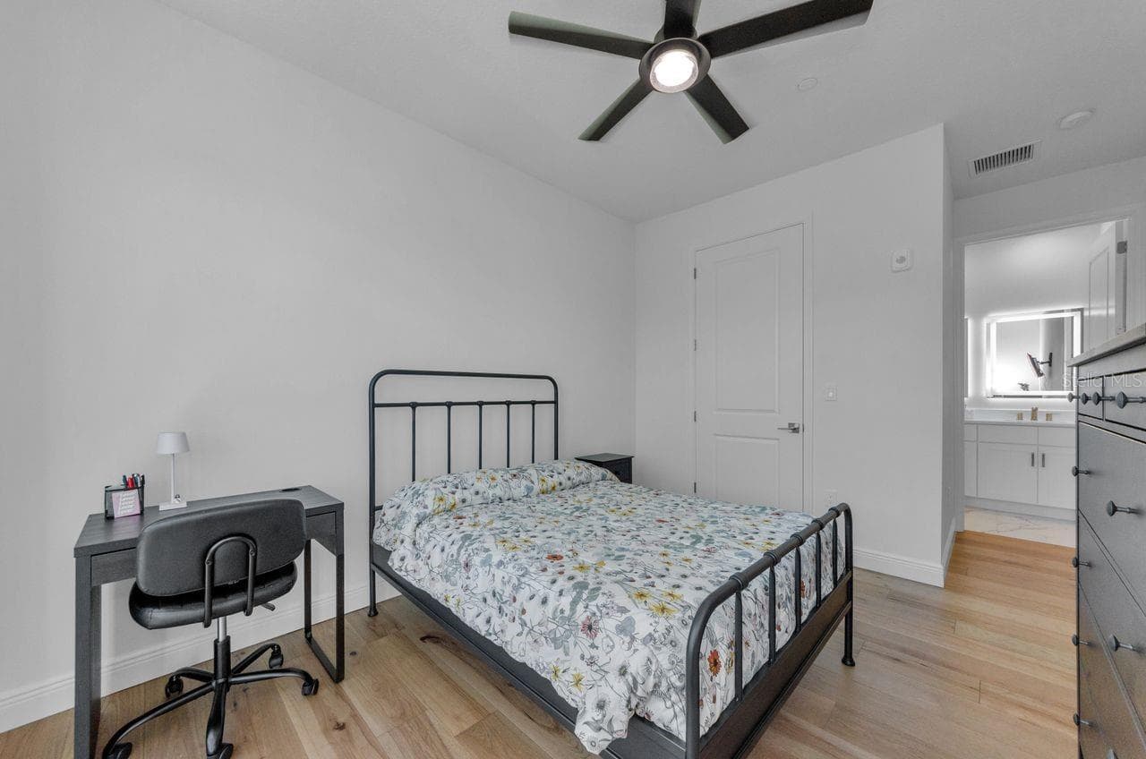Condominium at 600 3RD AVE S #301, ST PETERSBURG, photo 35 of 61