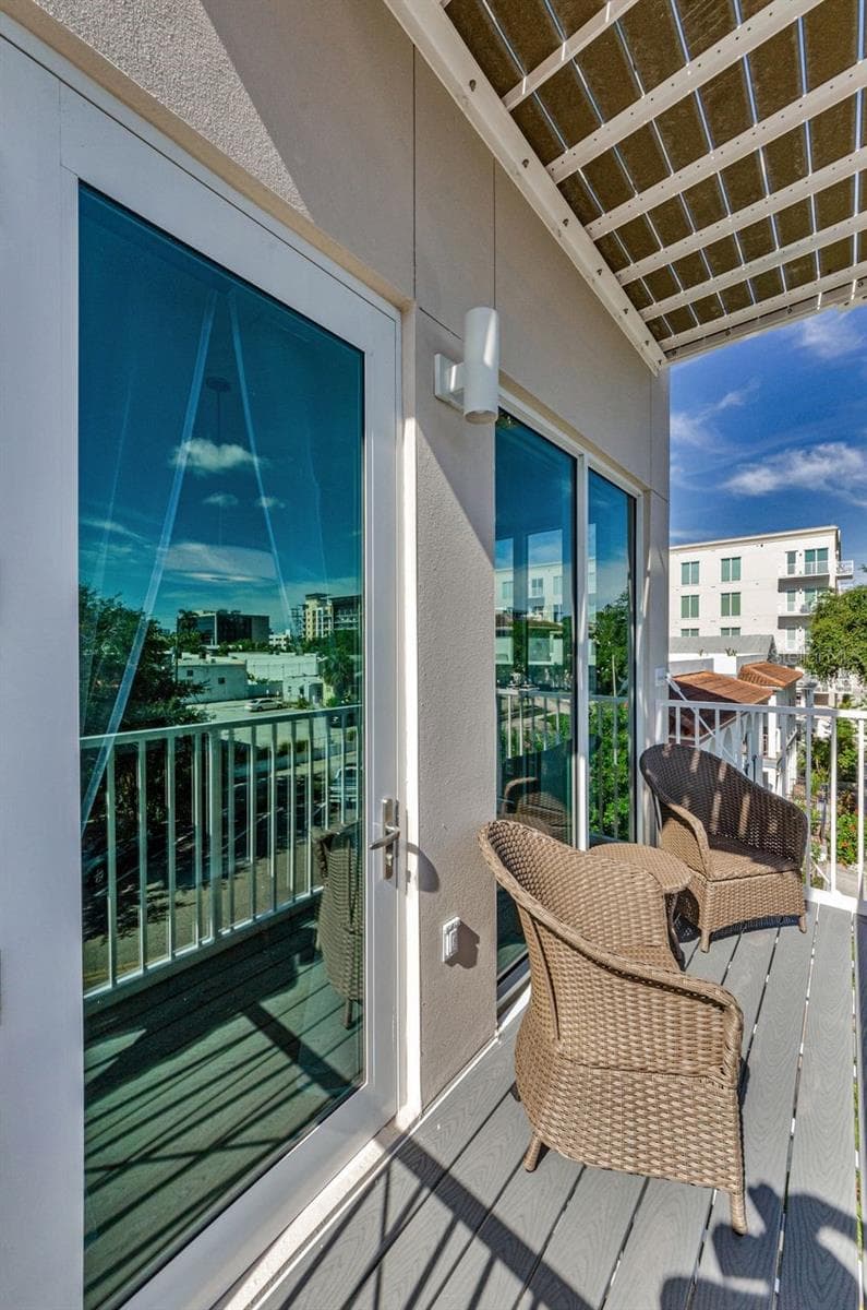 Condominium at 600 3RD AVE S #301, ST PETERSBURG, photo 53 of 61