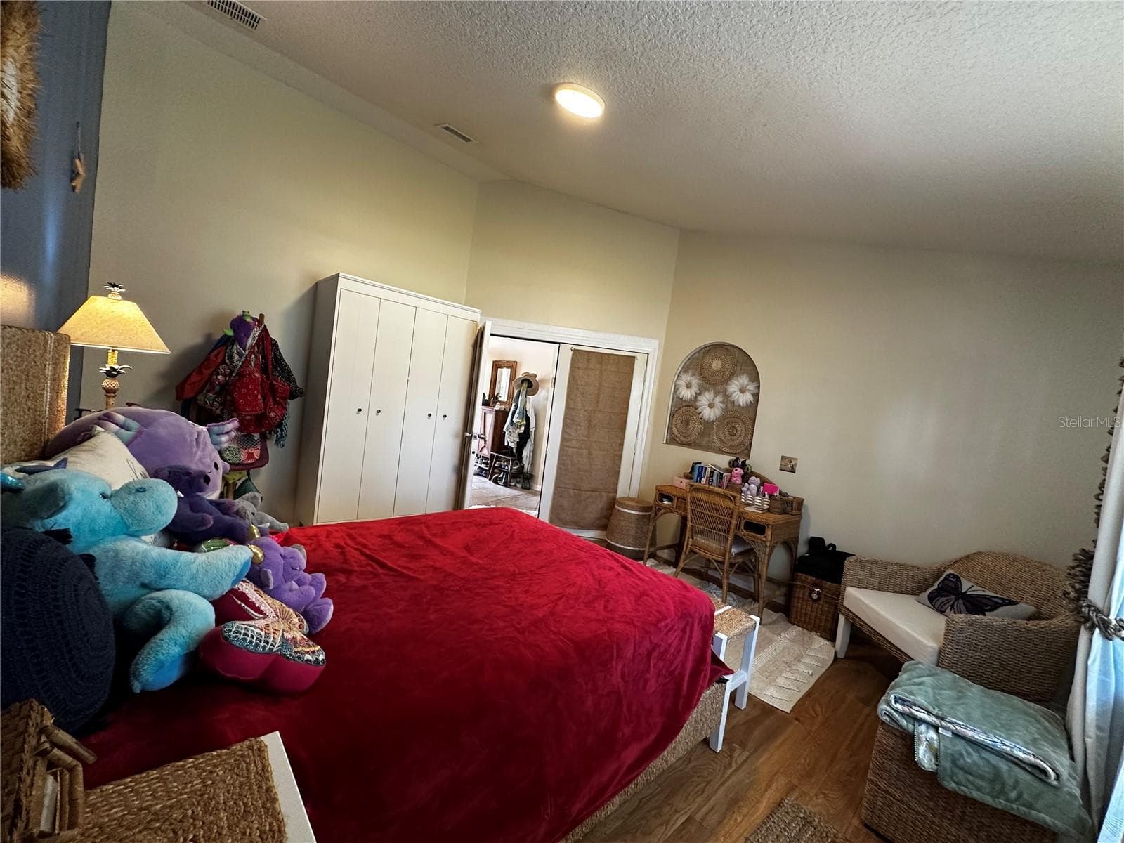 Single Family Residence at 17302 2ND ST, MONTVERDE, photo 13 of 41