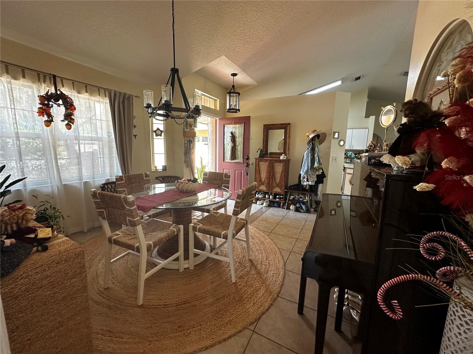 Single Family Residence at 17302 2ND ST, MONTVERDE, photo 25 of 41