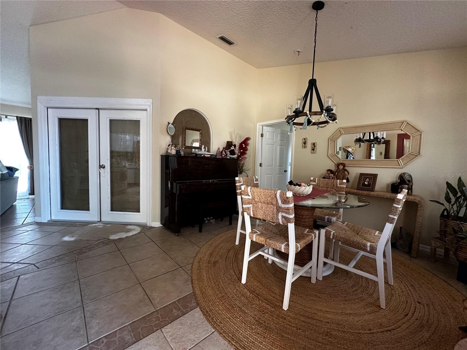 Single Family Residence at 17302 2ND ST, MONTVERDE, photo 26 of 41