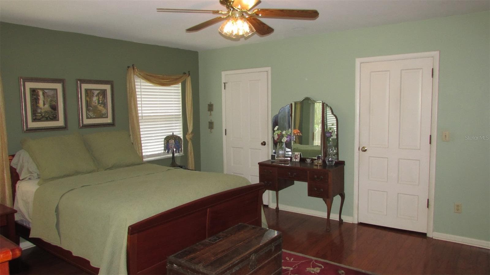Master with 2 walkins - 5710 S BERNIE ST, TAMPA
