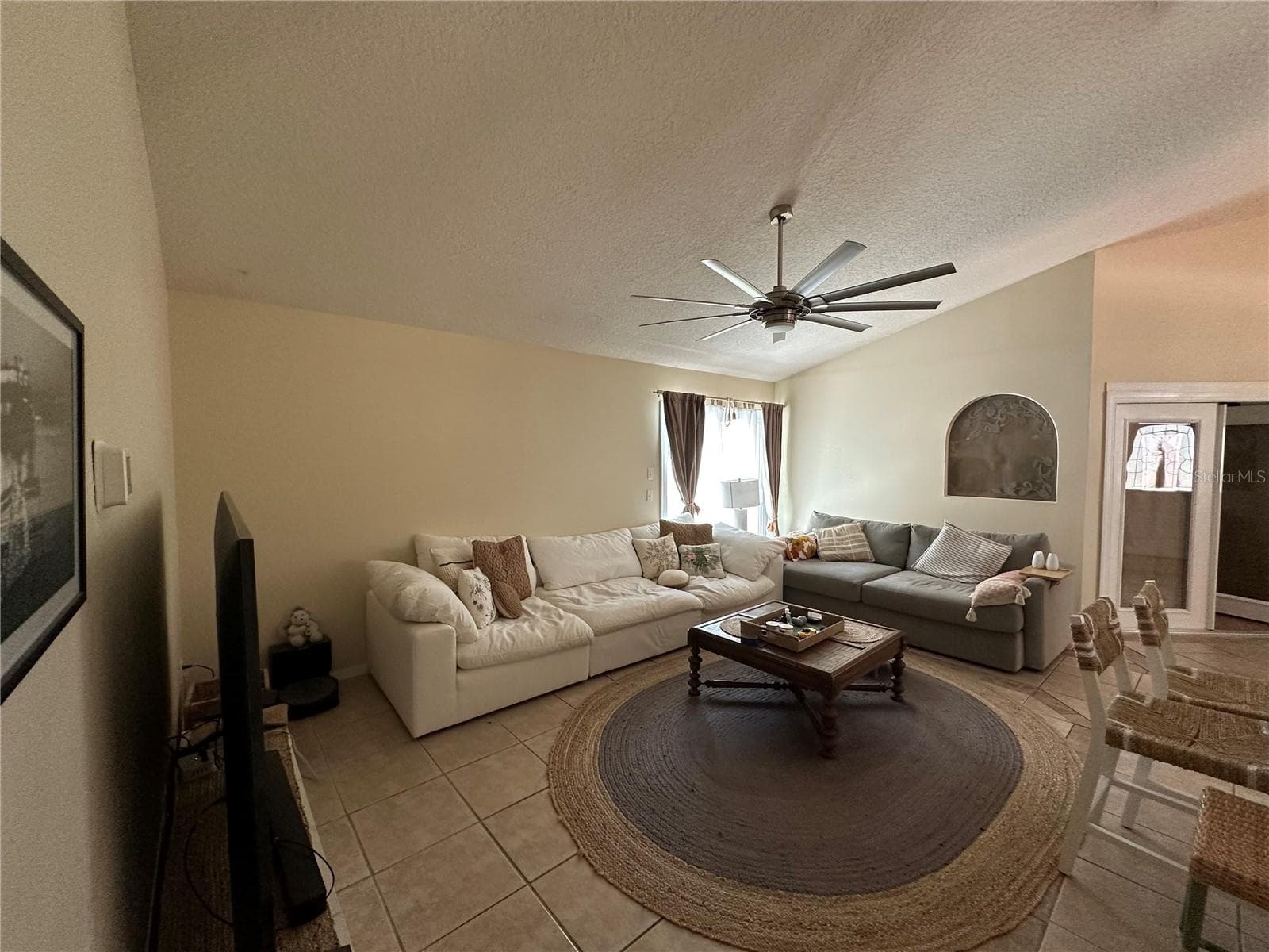 Single Family Residence at 17302 2ND ST, MONTVERDE, photo 27 of 41