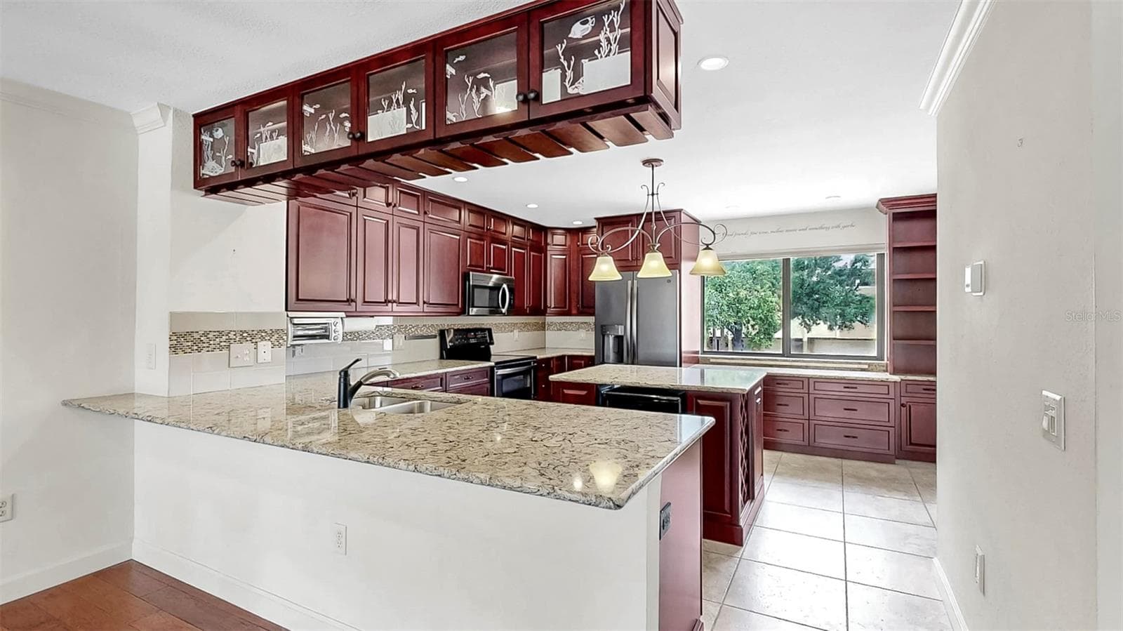 Kitchen - 459 HAVEN POINT DR, TREASURE ISLAND