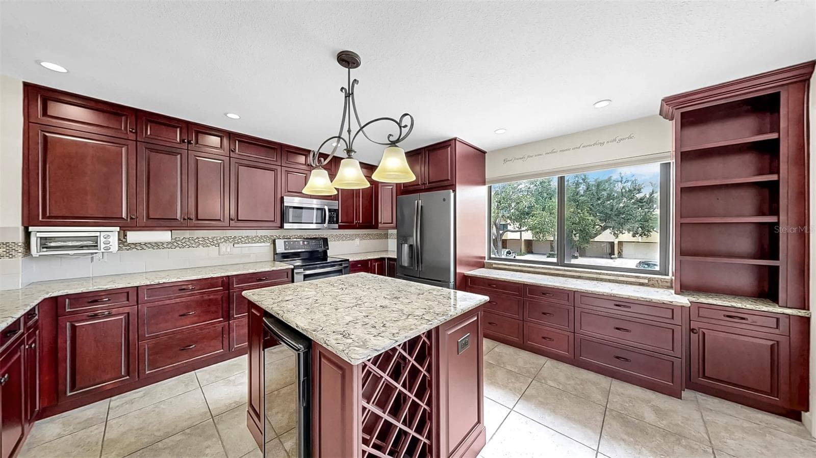 Kitchen - 459 HAVEN POINT DR, TREASURE ISLAND