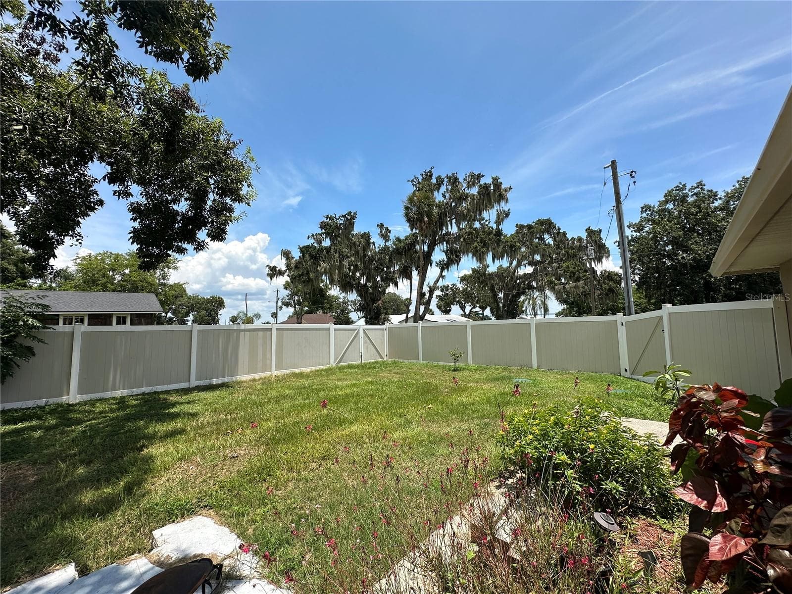 Single Family Residence at 17302 2ND ST, MONTVERDE, photo 39 of 41