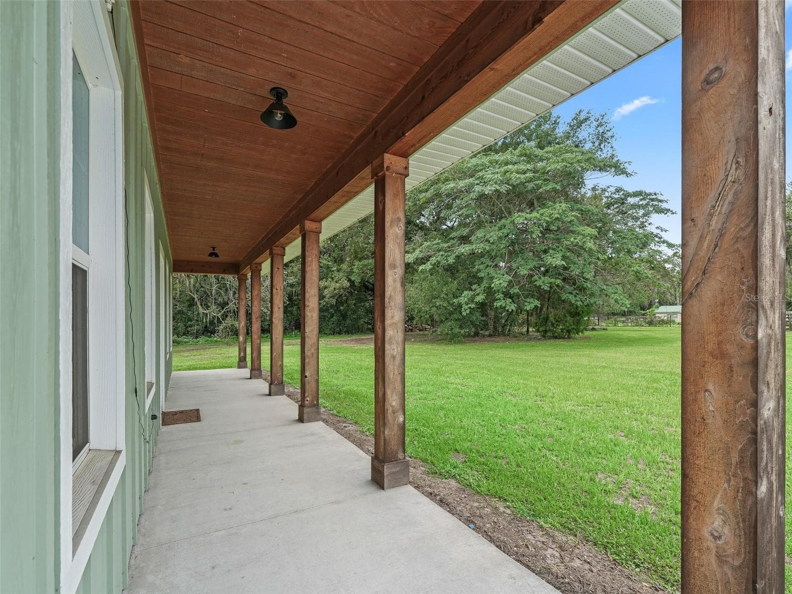 Single Family Residence at 8567 CR 635, BUSHNELL, photo 8 of 47