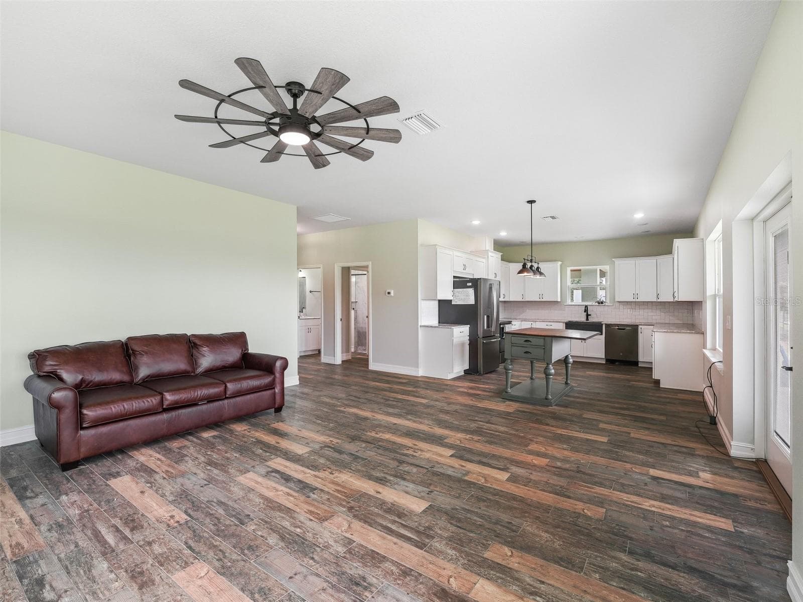 Single Family Residence at 8567 CR 635, BUSHNELL, photo 12 of 47