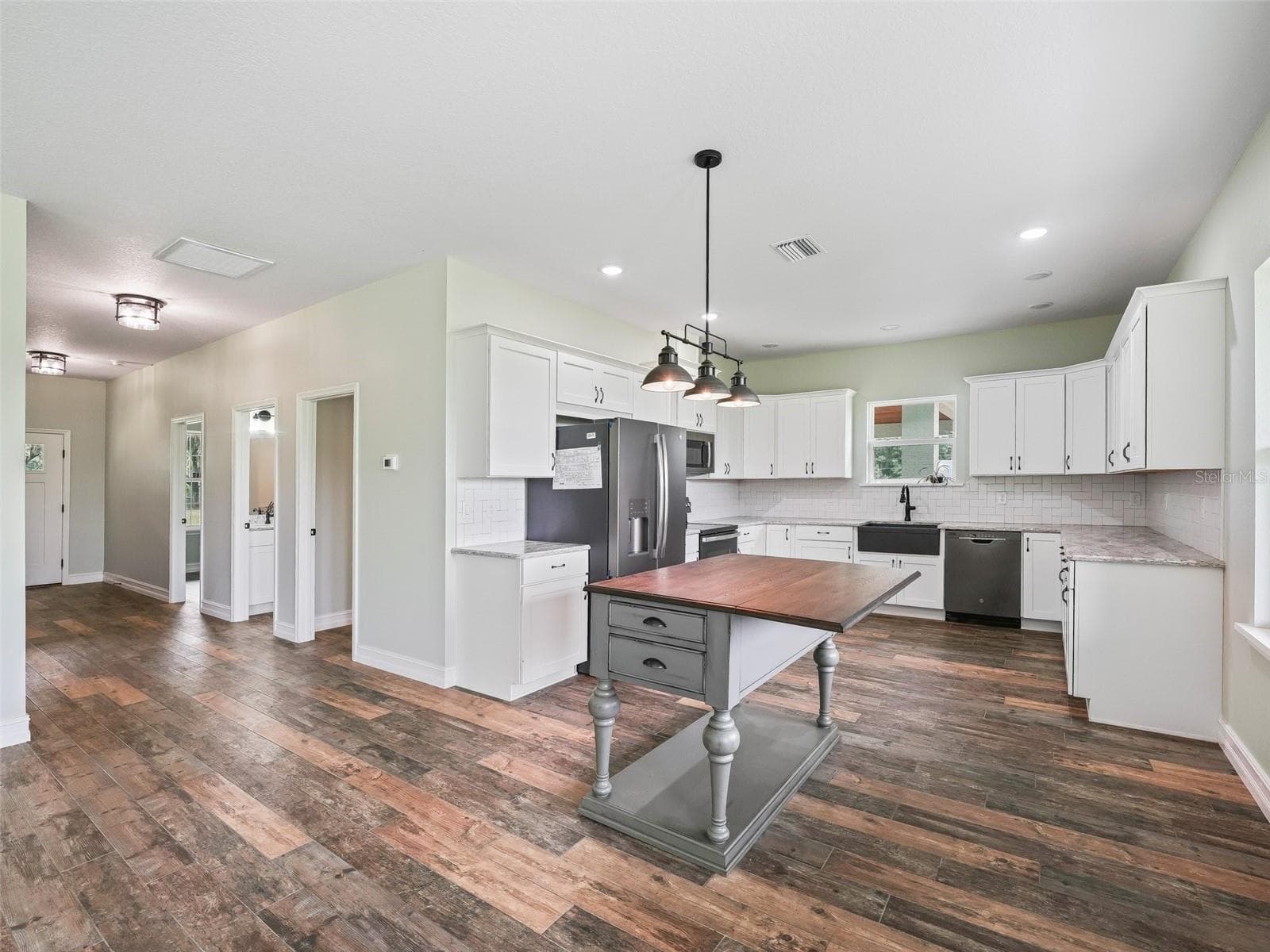 Single Family Residence at 8567 CR 635, BUSHNELL, photo 14 of 47