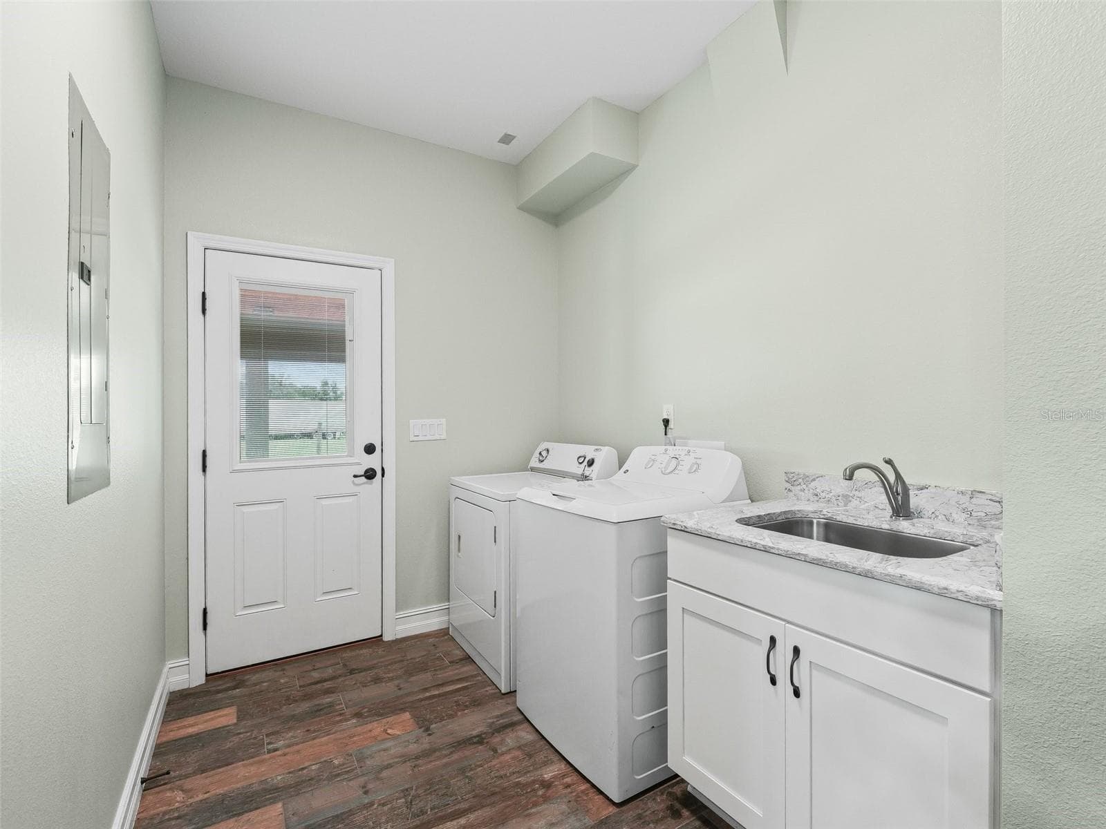 Single Family Residence at 8567 CR 635, BUSHNELL, photo 21 of 47