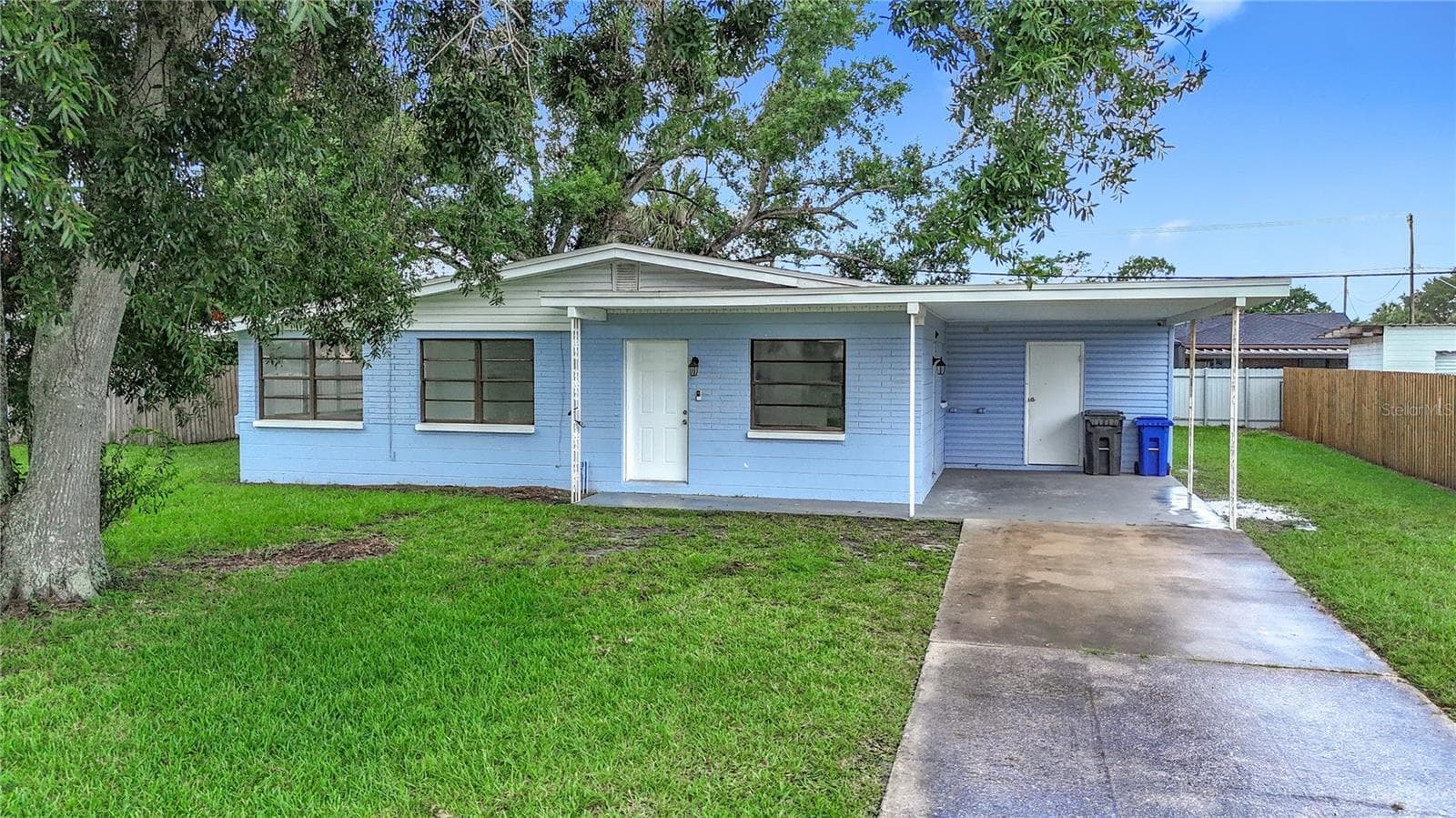 6228 FLORIDA CIR W