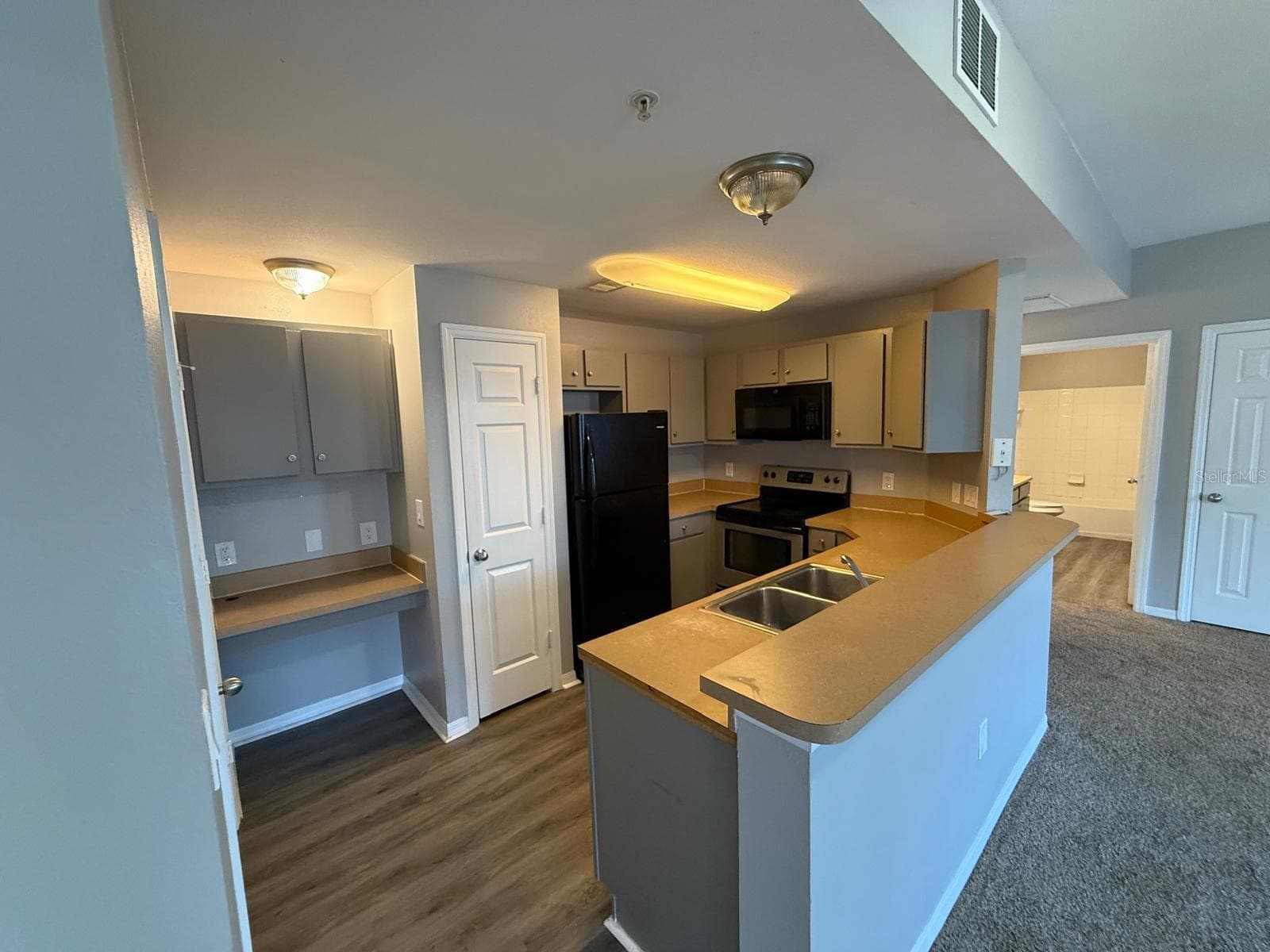 Condominium at 2015 ERVING CIR #307, OCOEE, photo 19 of 36