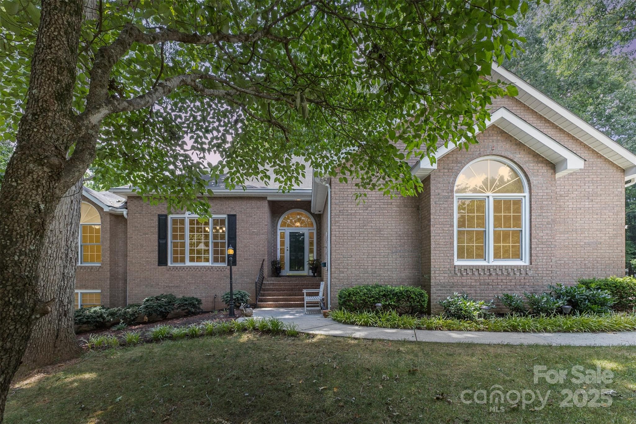 Single Family Residence at 101 Citation Lane, Gastonia, photo 2 of 40