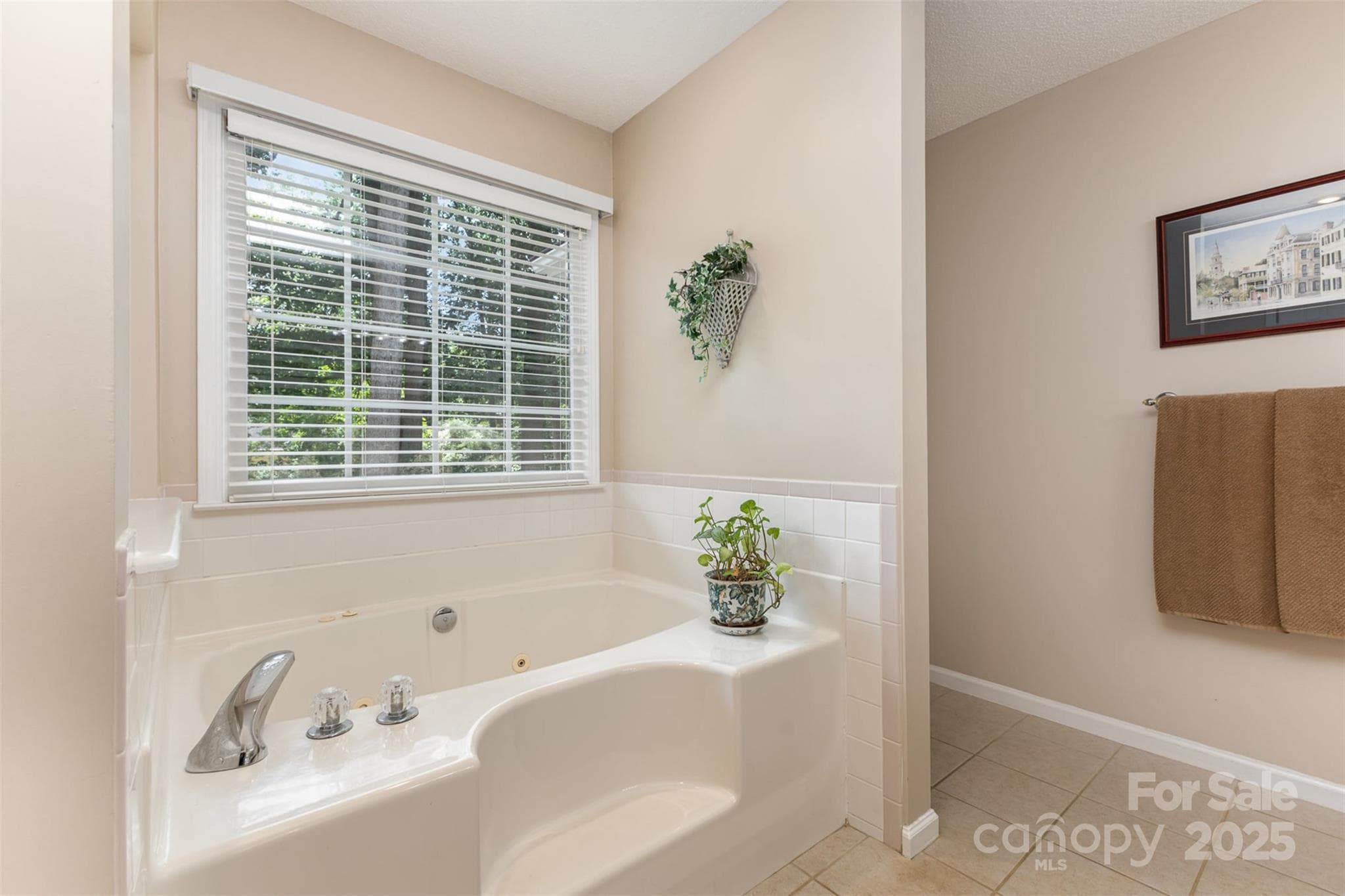 Single Family Residence at 101 Citation Lane, Gastonia, photo 26 of 40