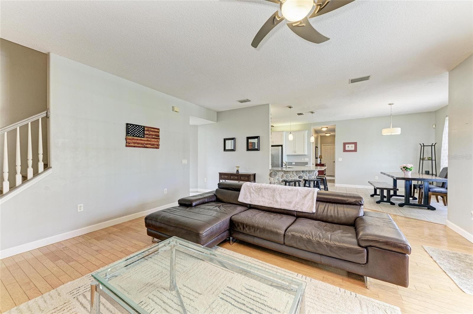 Huge Great Room - 8331 241ST ST E, MYAKKA CITY