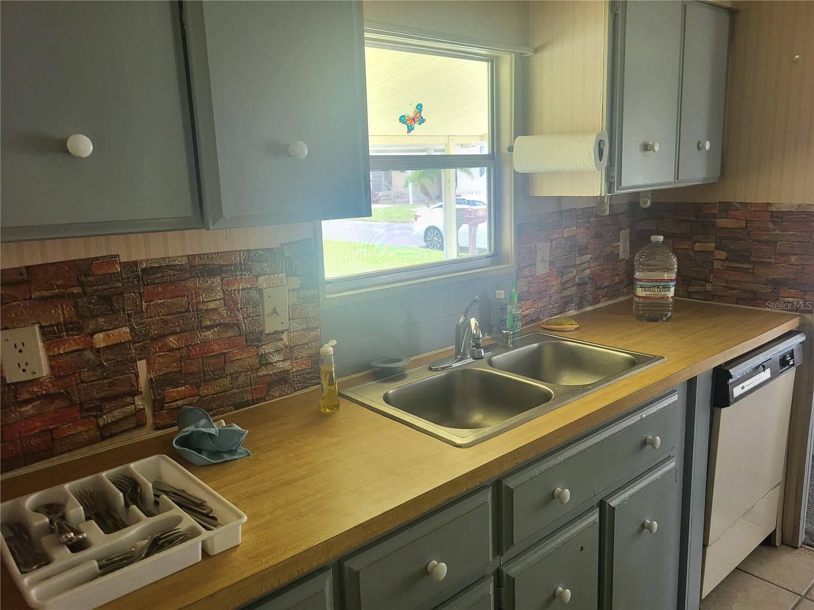 Manufactured Home at 357 BADGER LN, HAINES CITY, photo 7 of 14