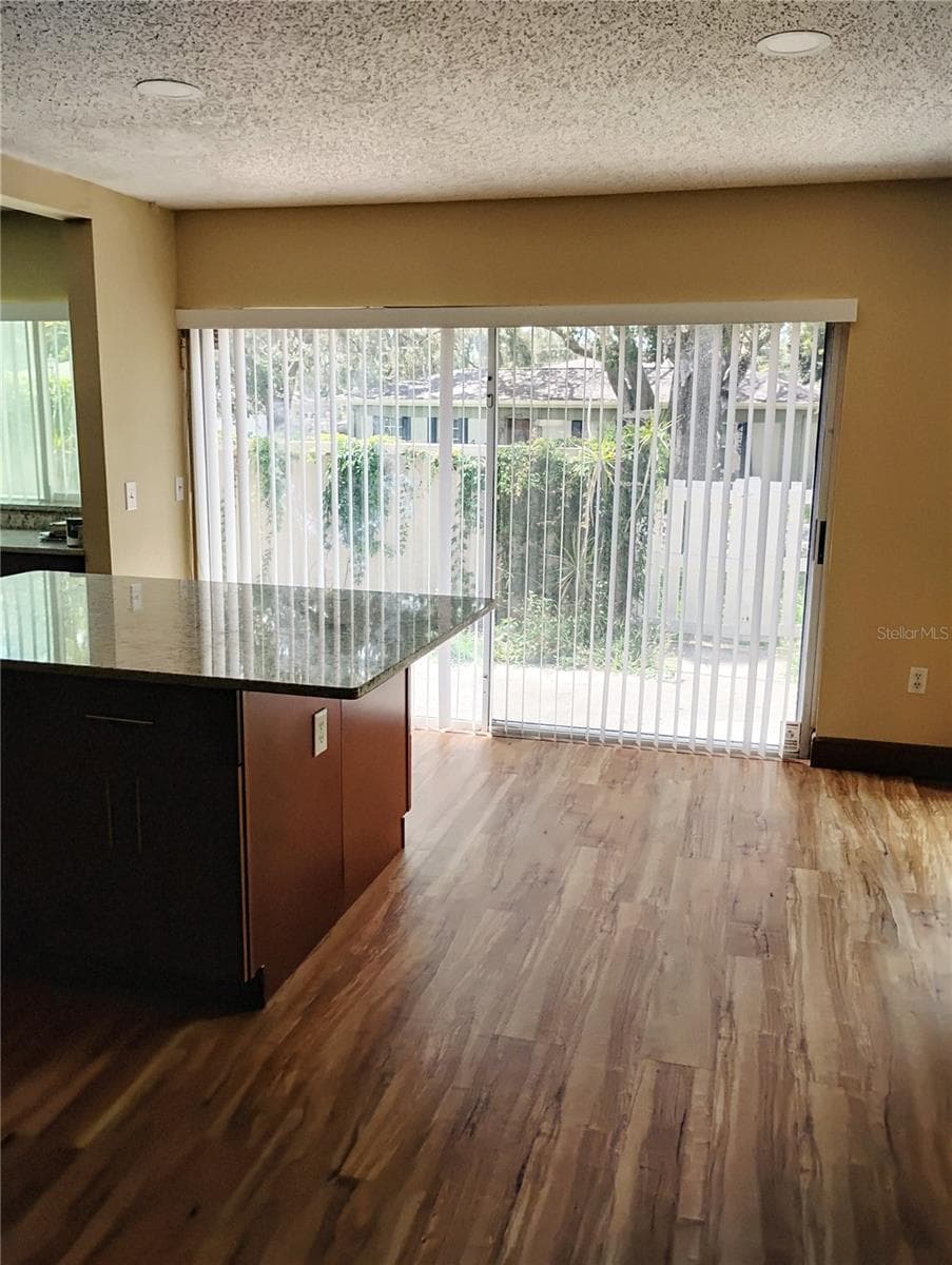 Condominium at 11721 RAINTREE DR, TAMPA, photo 6 of 14