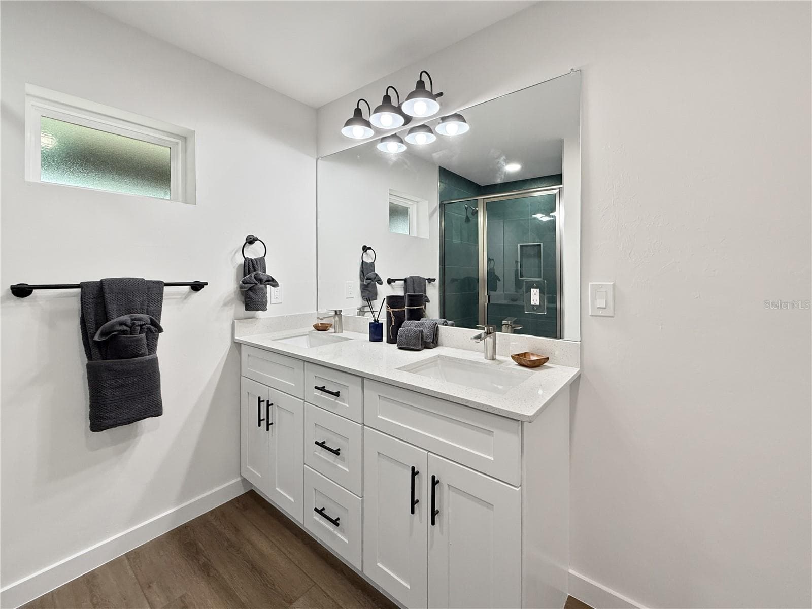 Primary Bath-Double Vanity - 73 BARSTOW ST, PORT CHARLOTTE