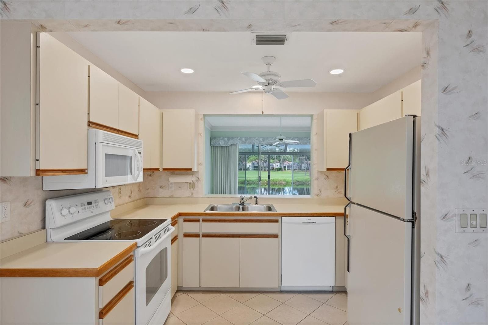 Villa at 5662 LONG COMMON CIR #8, SARASOTA, photo 20 of 92