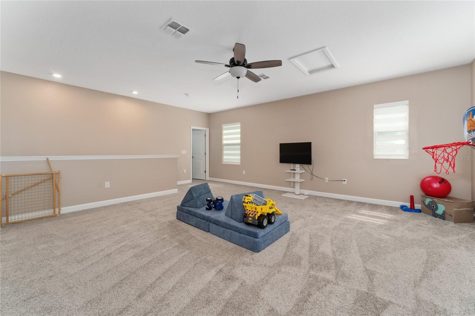 Single Family Residence at 1839 GOOD NEIGHBOR LOOP, KISSIMMEE, photo 31 of 42