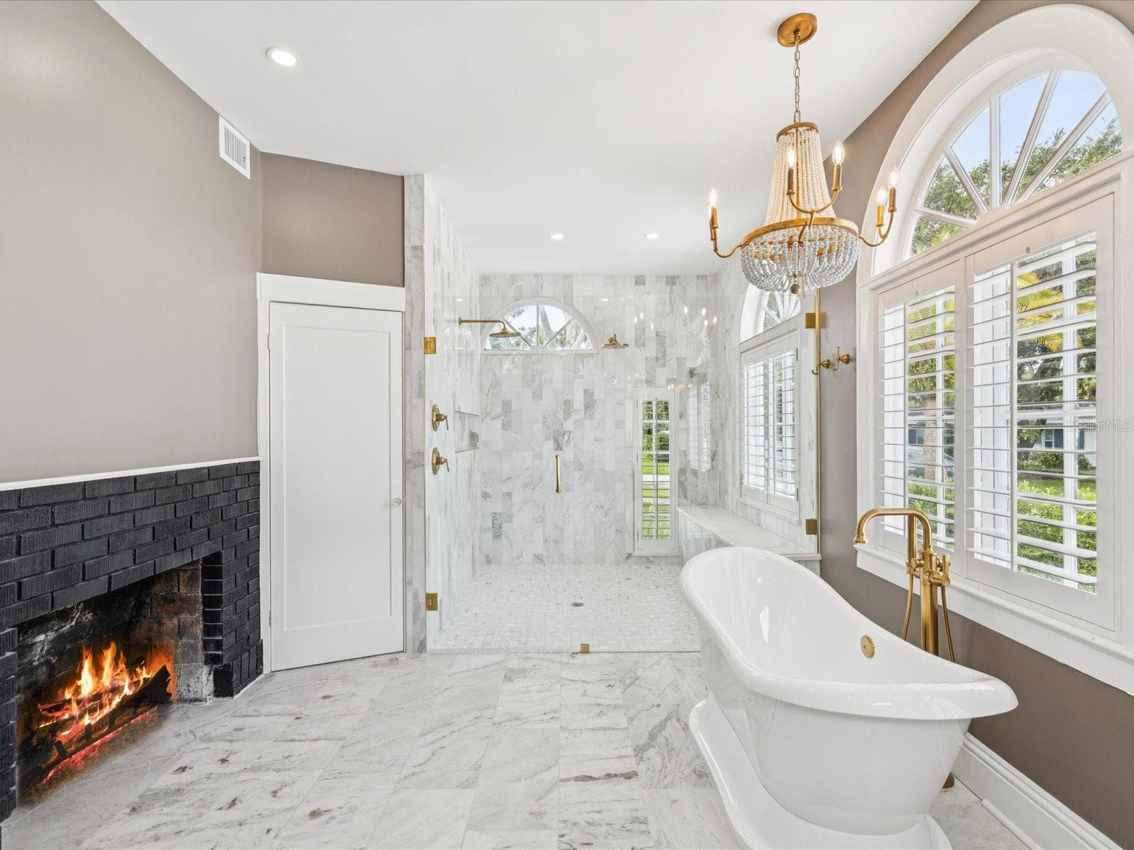 Single Family Residence at 456 GARDENIA ST, BELLEAIR, photo 10 of 62