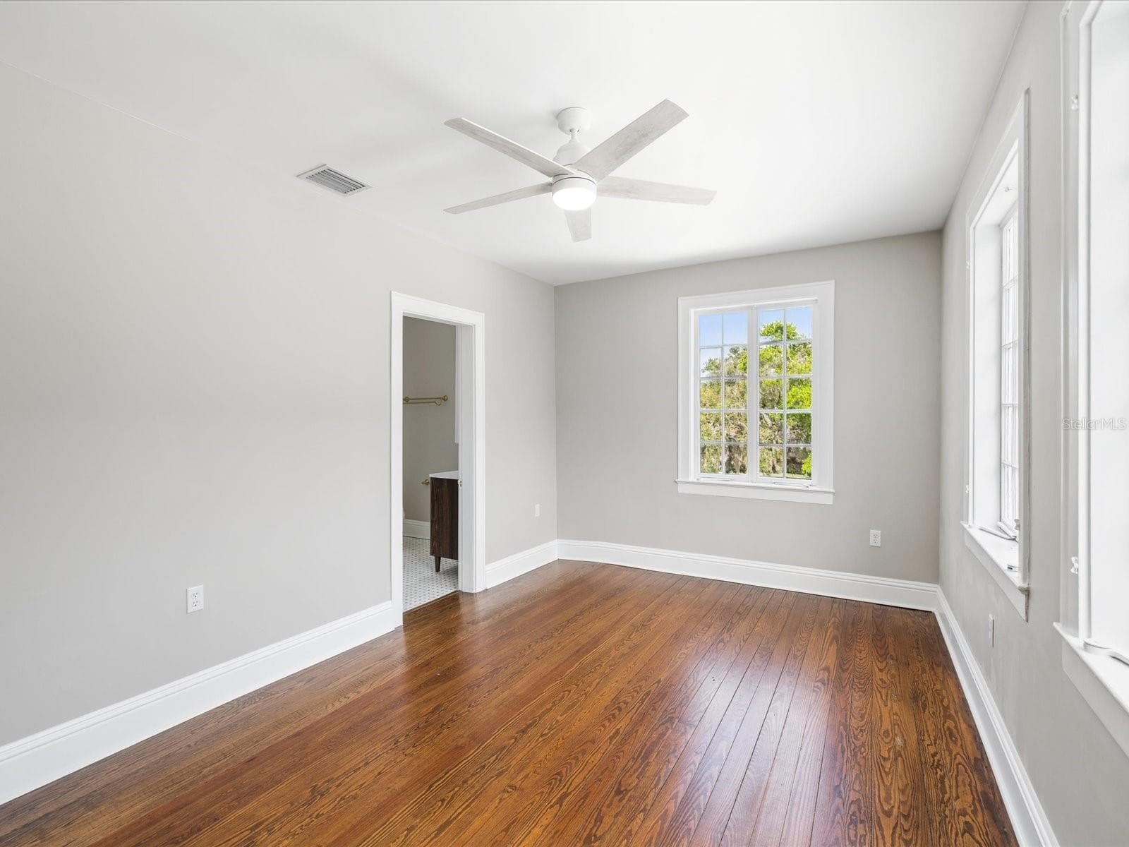 Single Family Residence at 456 GARDENIA ST, BELLEAIR, photo 36 of 62