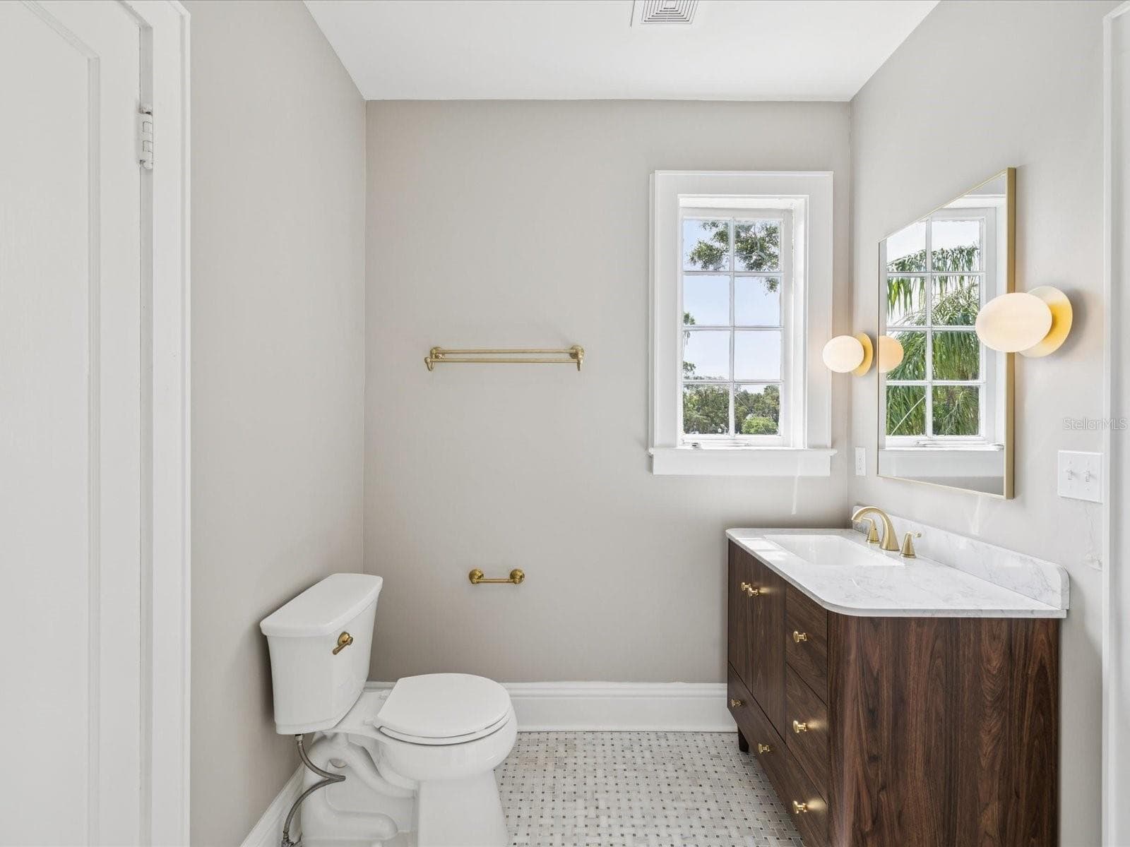 Single Family Residence at 456 GARDENIA ST, BELLEAIR, photo 41 of 62