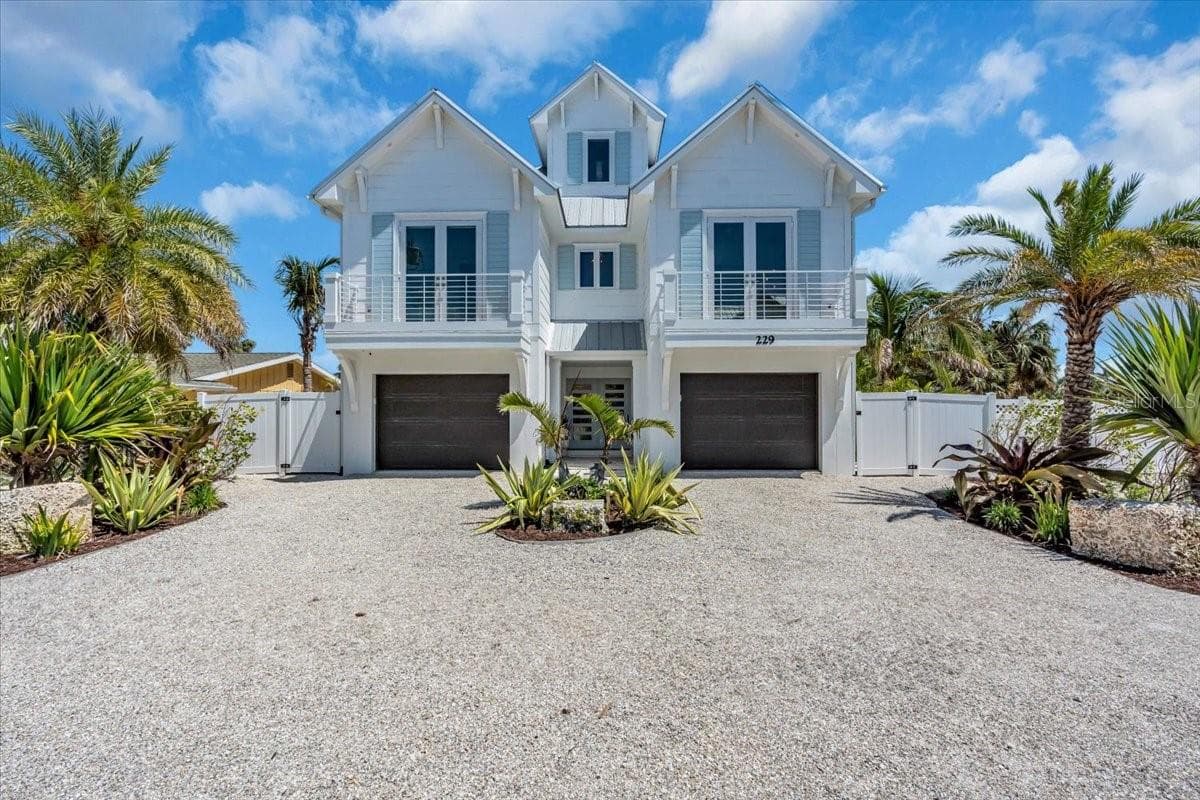 229 WILLOW AVE