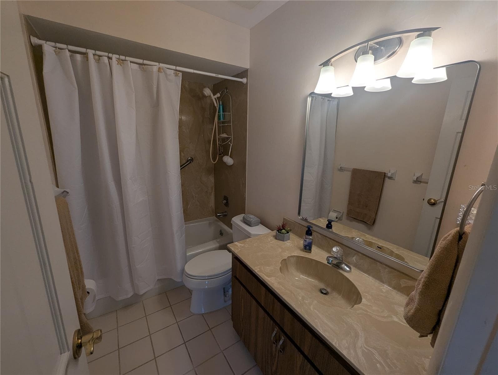 2nd Master Bath - 5710 S BERNIE ST, TAMPA
