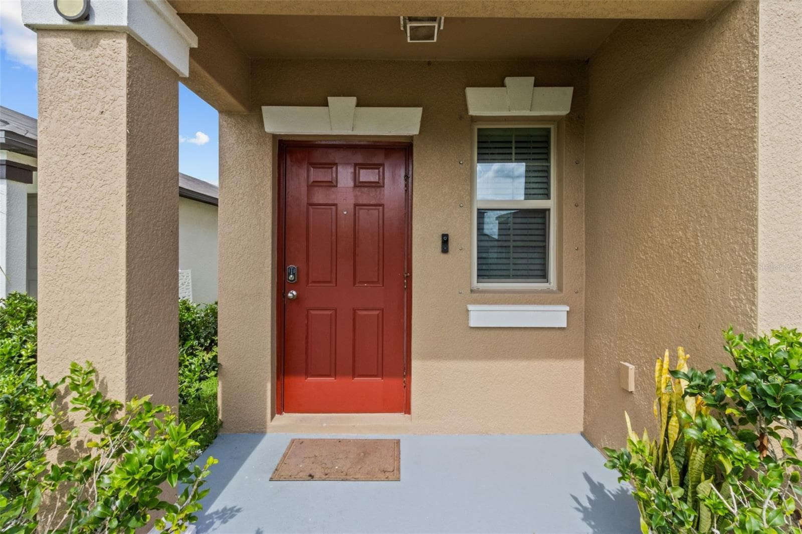 Front Entrance with cover porch - 16671 KINGMAN REEF ST, WIMAUMA