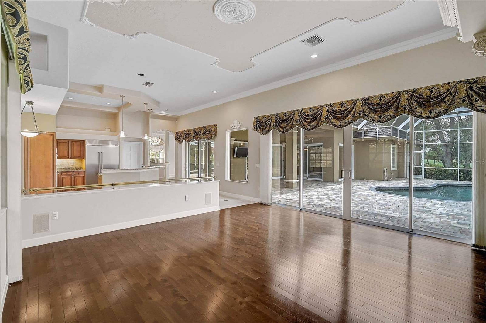 Single Family Residence at 852 MACEWEN DR, OSPREY, photo 15 of 73